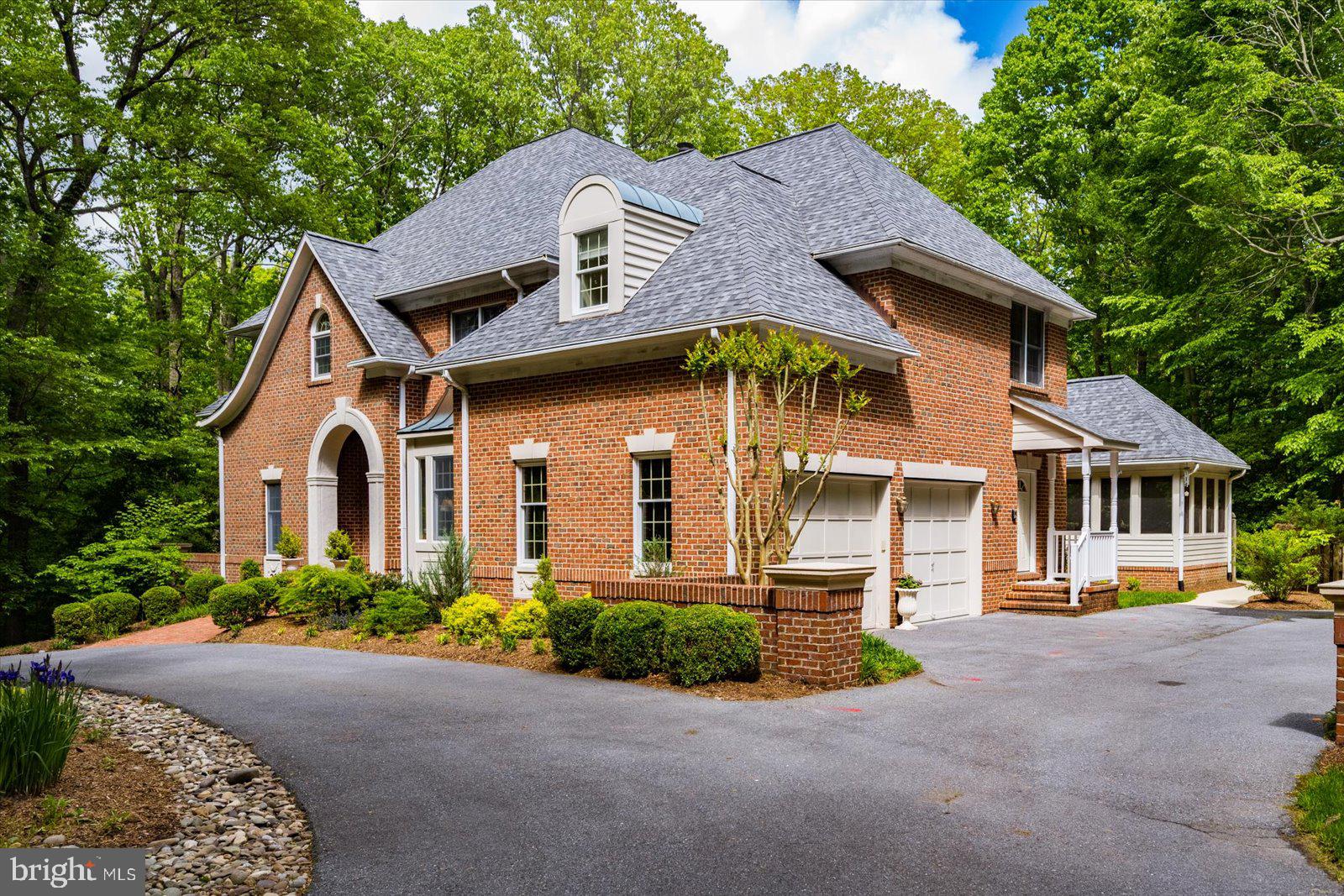 BELVOIR FARMS - Residential