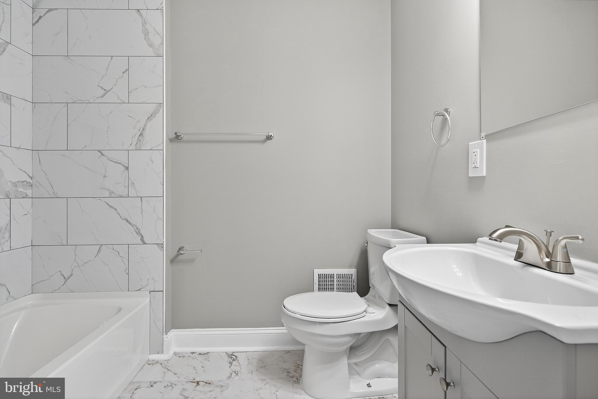 CARROLLTON RIDGE - Residential