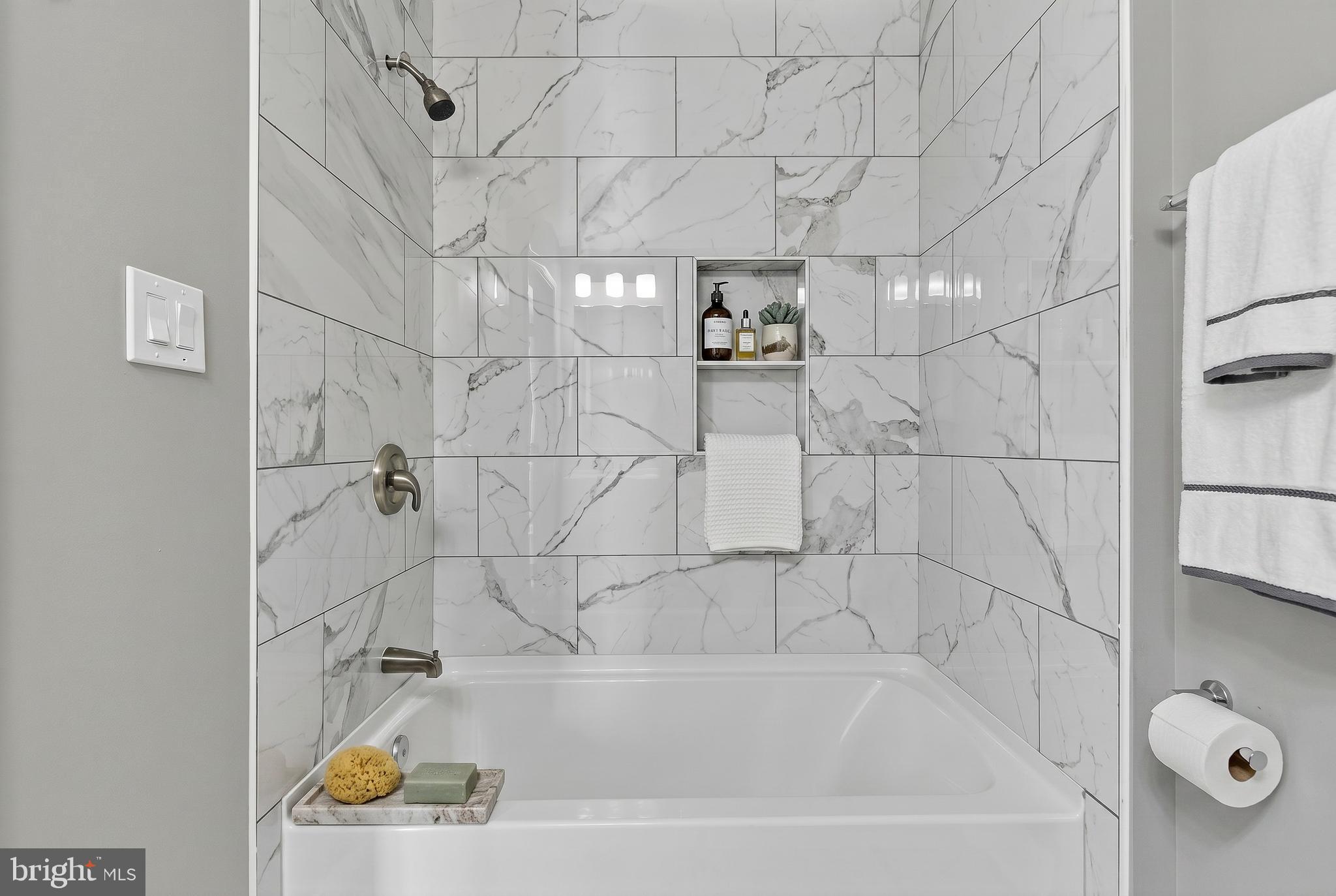 CARROLLTON RIDGE - Residential