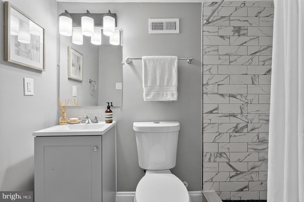 CARROLLTON RIDGE - Residential