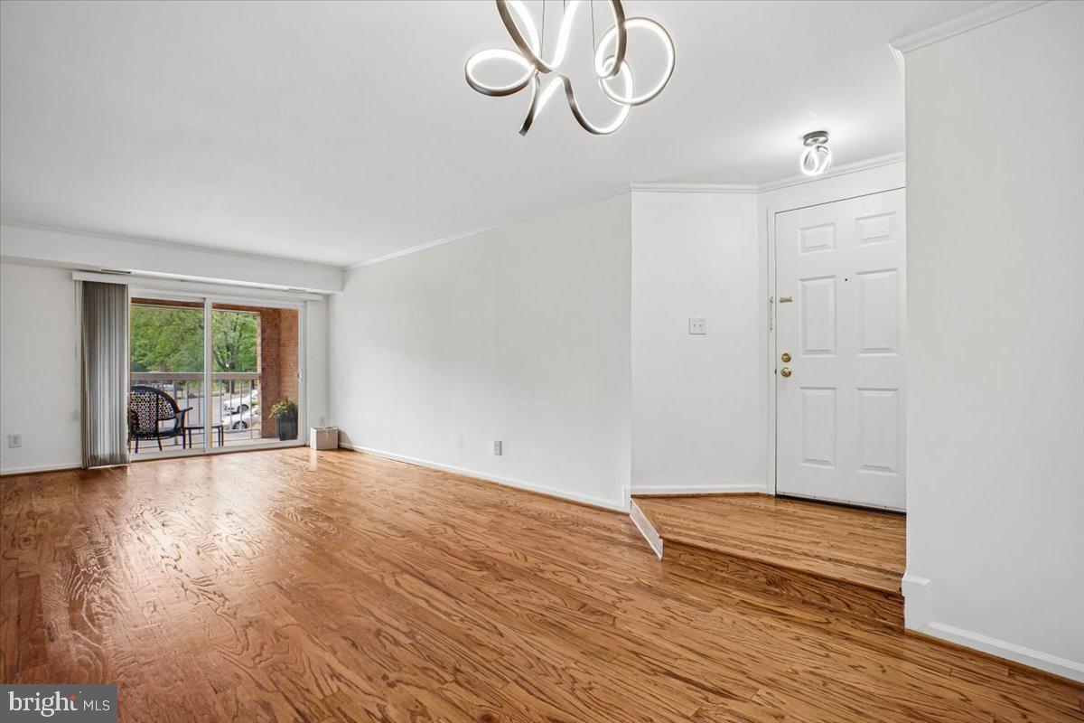 BURKE COVE - Residential