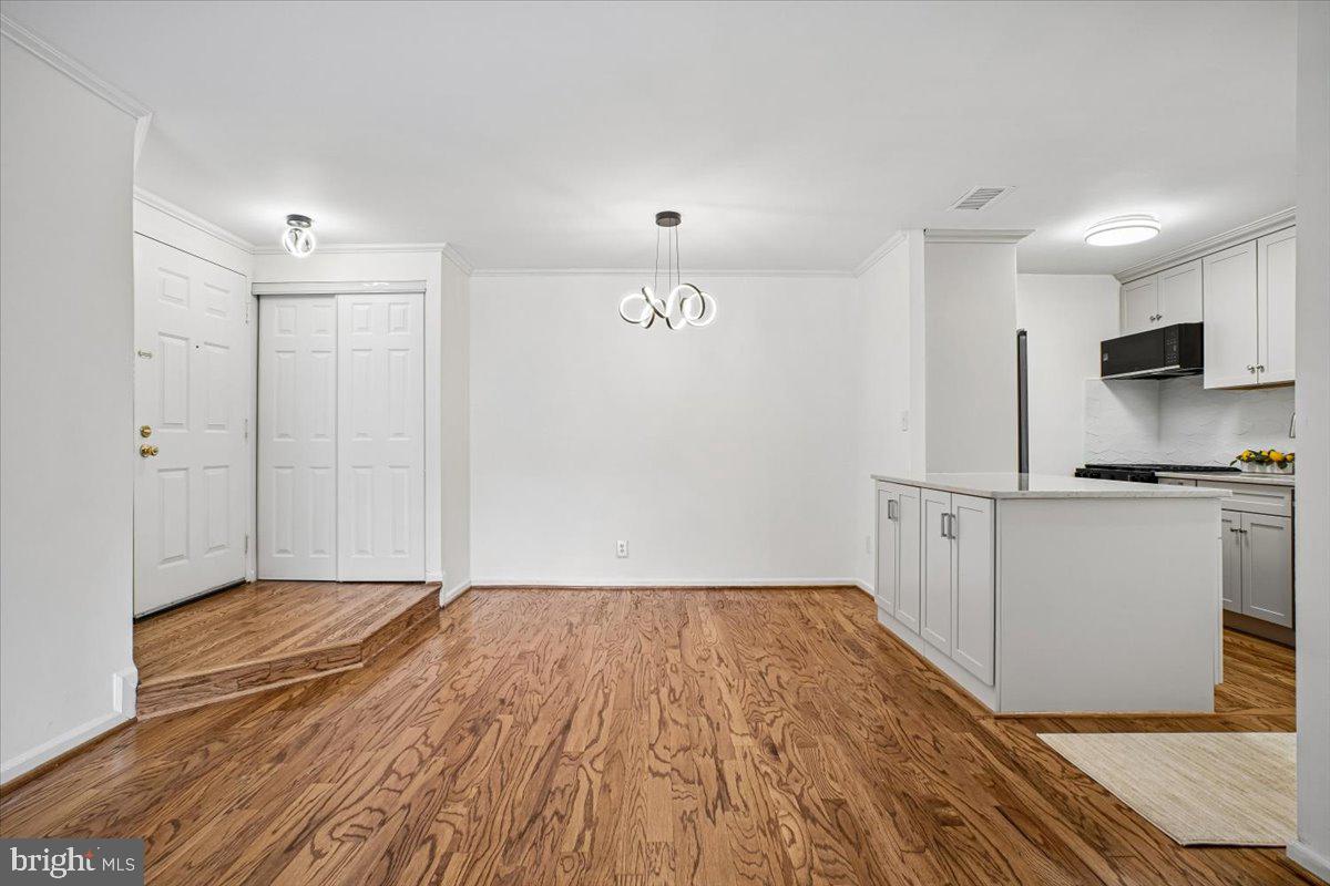 BURKE COVE - Residential