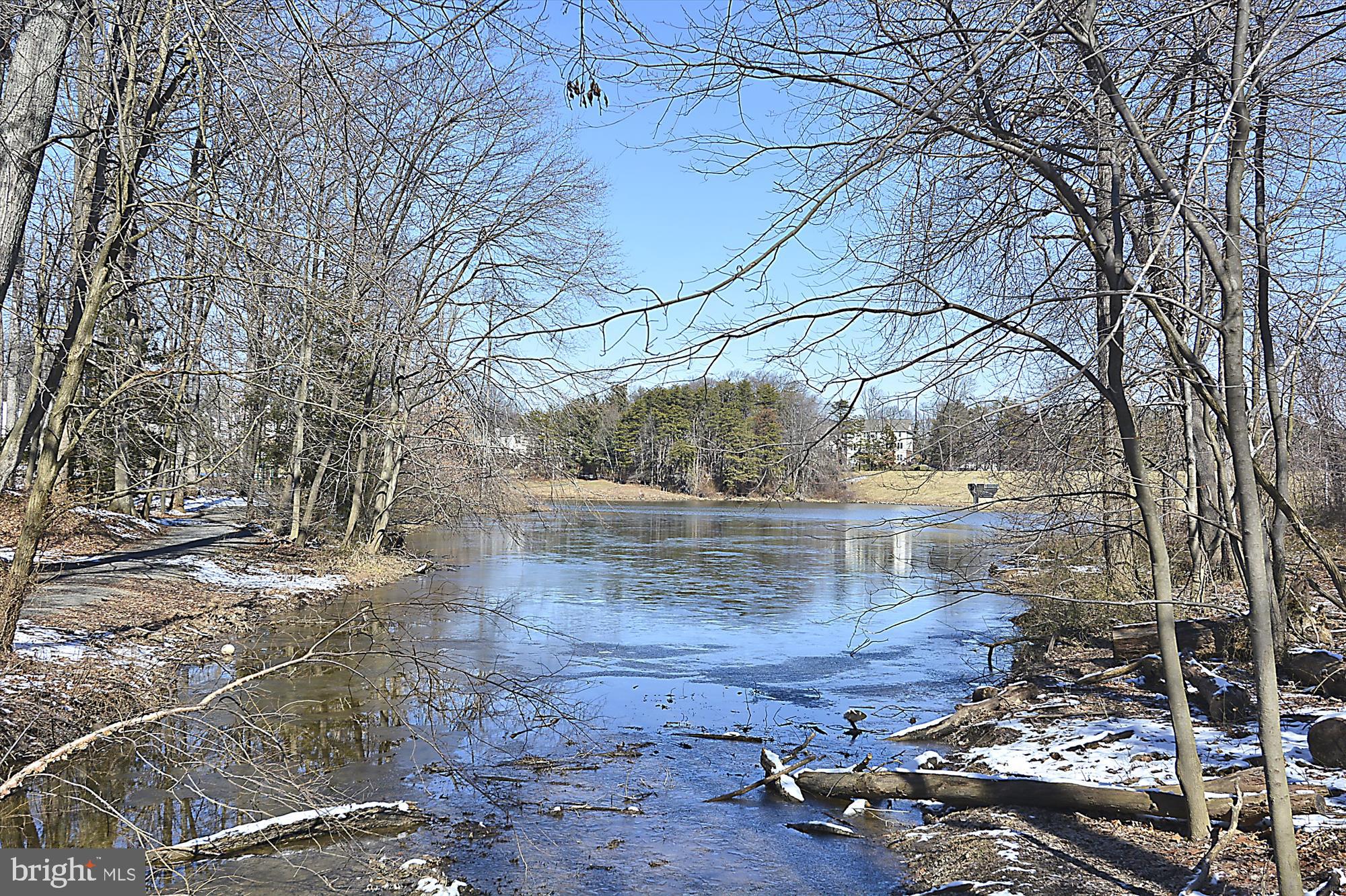 BURKE COVE - Residential
