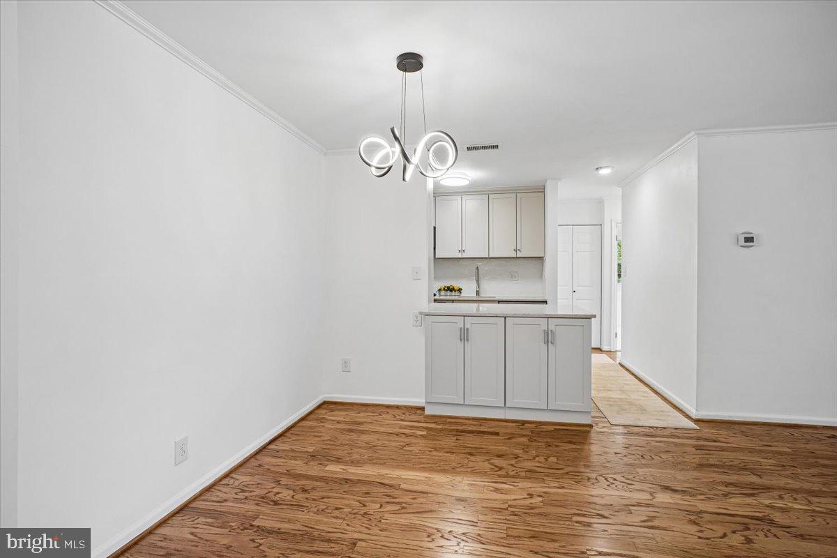 BURKE COVE - Residential