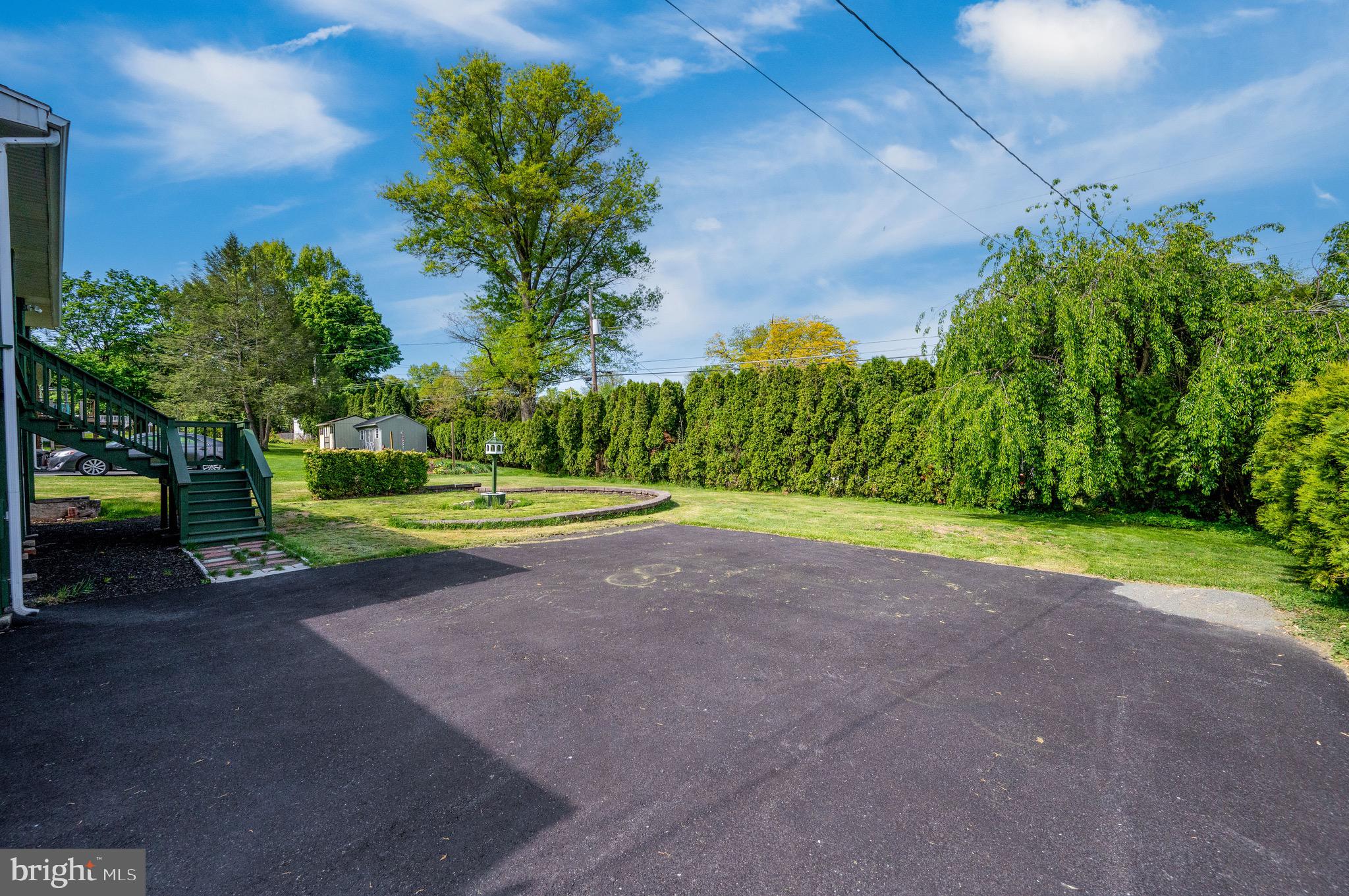 MAPLE SPRINGS - Residential