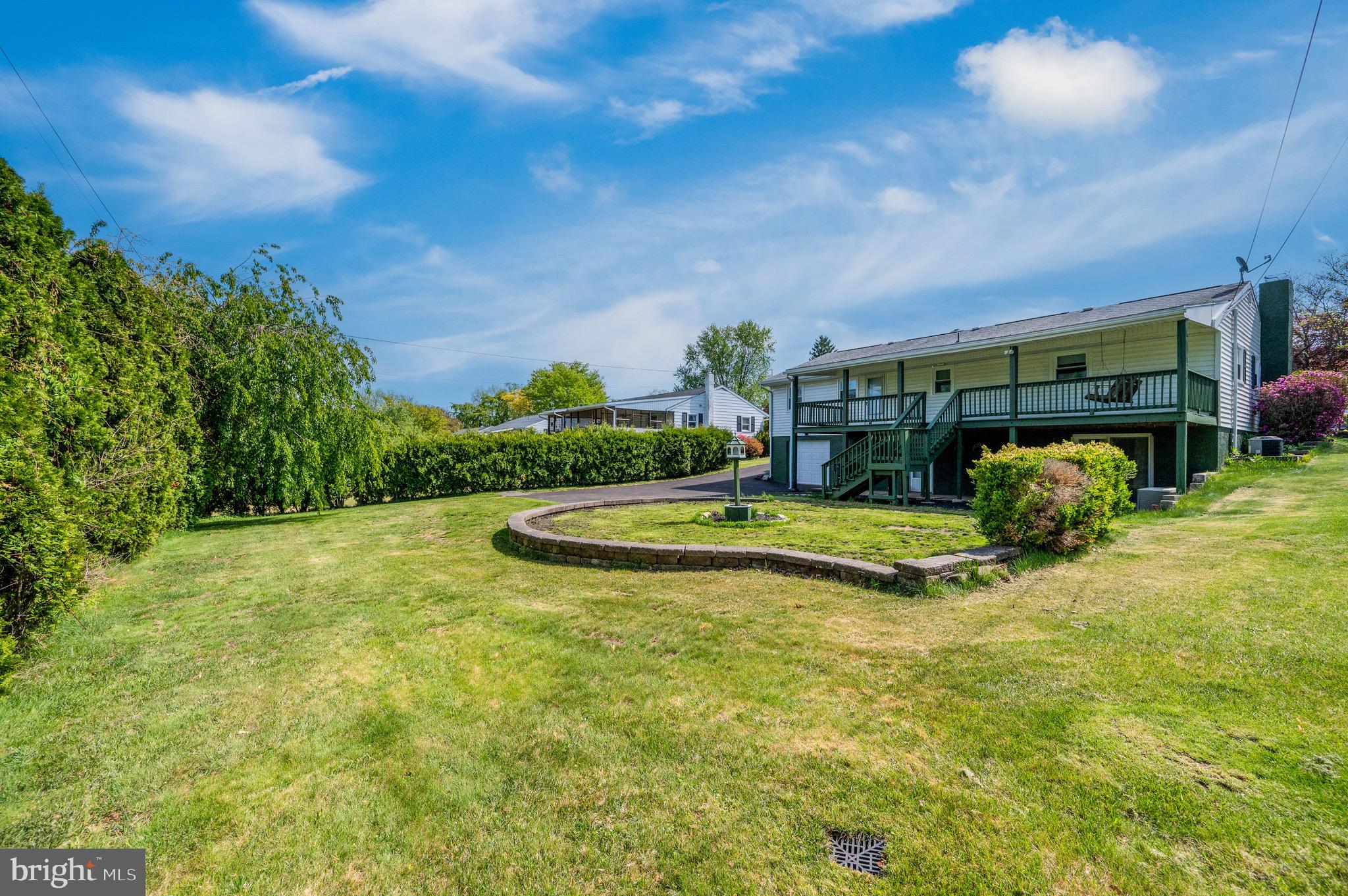MAPLE SPRINGS - Residential