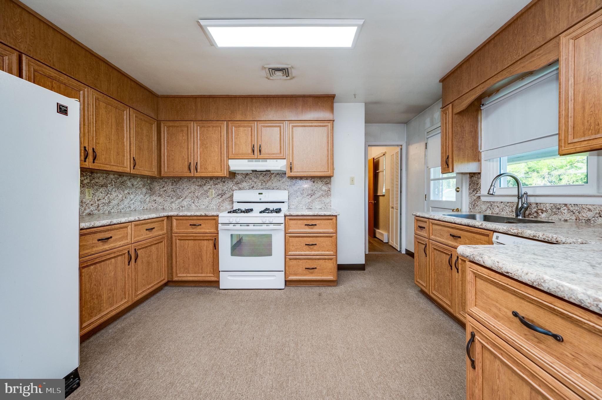 MAPLE SPRINGS - Residential