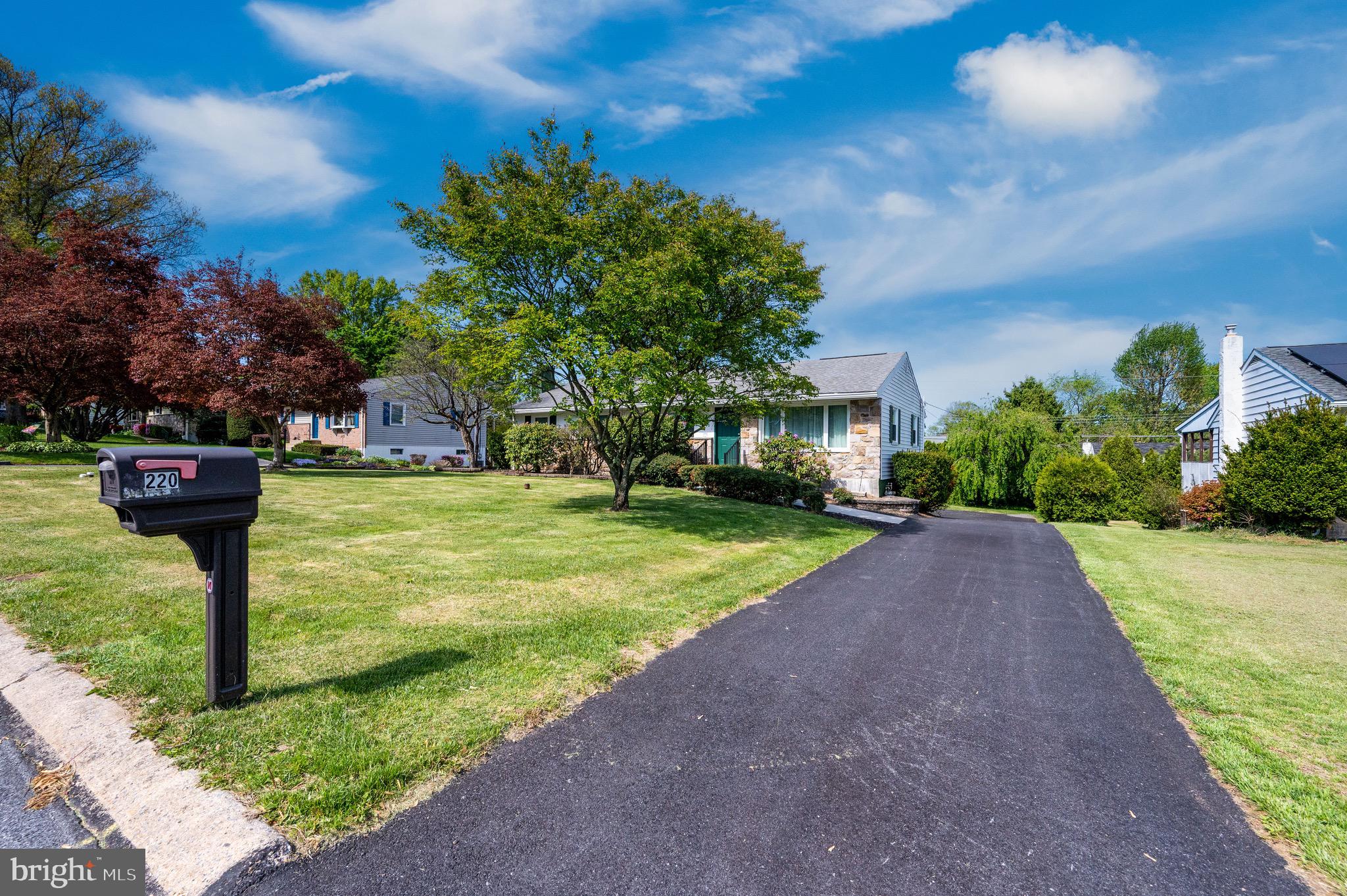 MAPLE SPRINGS - Residential