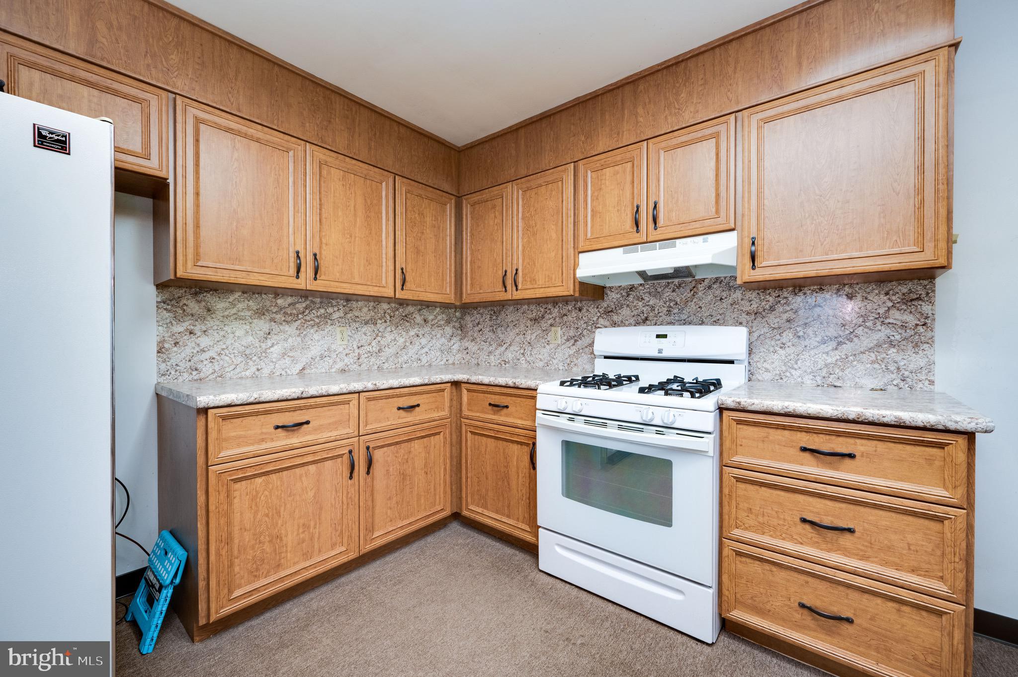 MAPLE SPRINGS - Residential