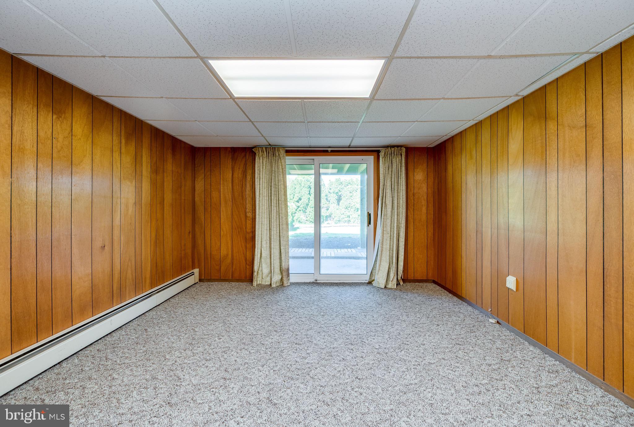MAPLE SPRINGS - Residential