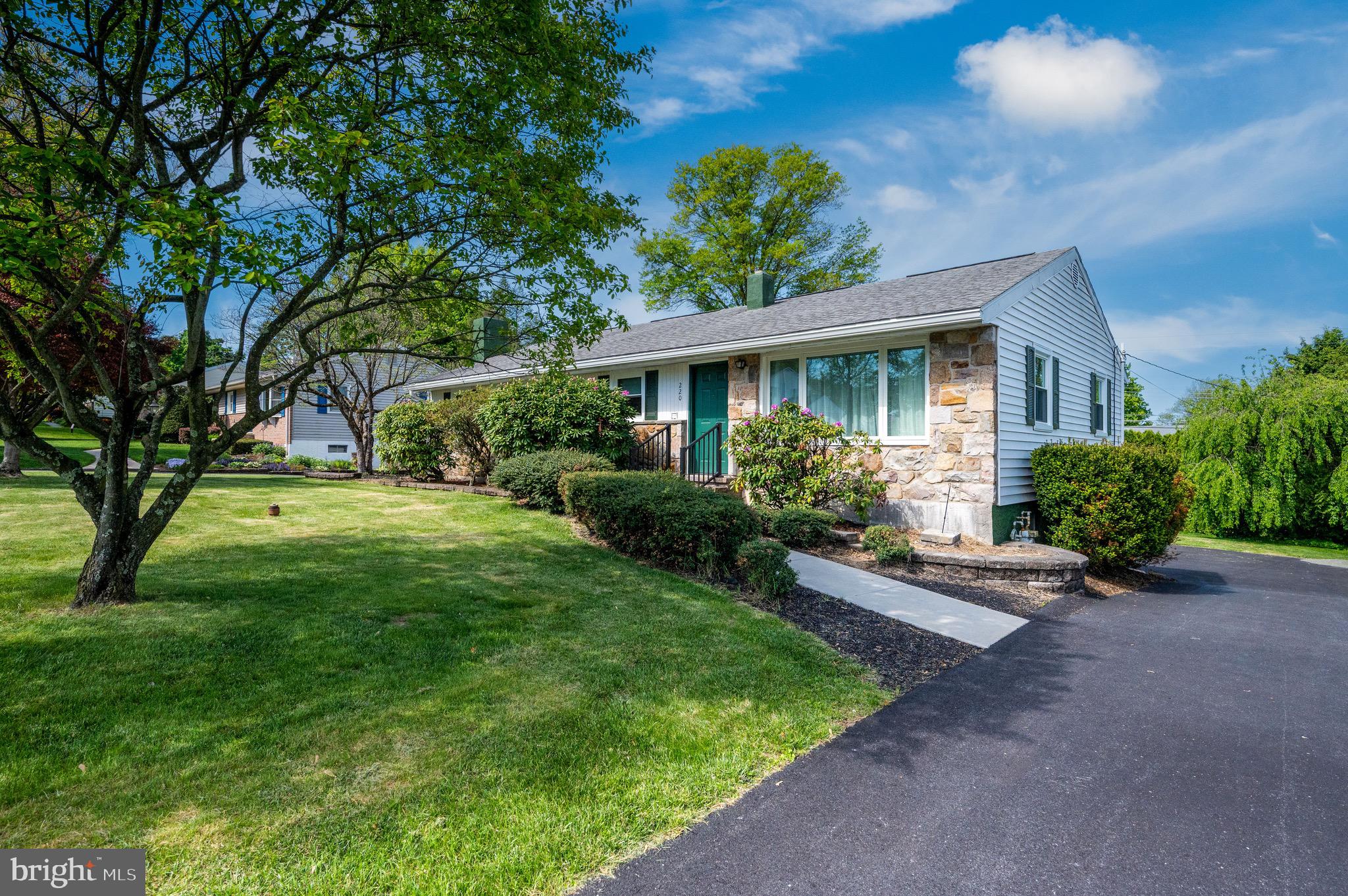 MAPLE SPRINGS - Residential