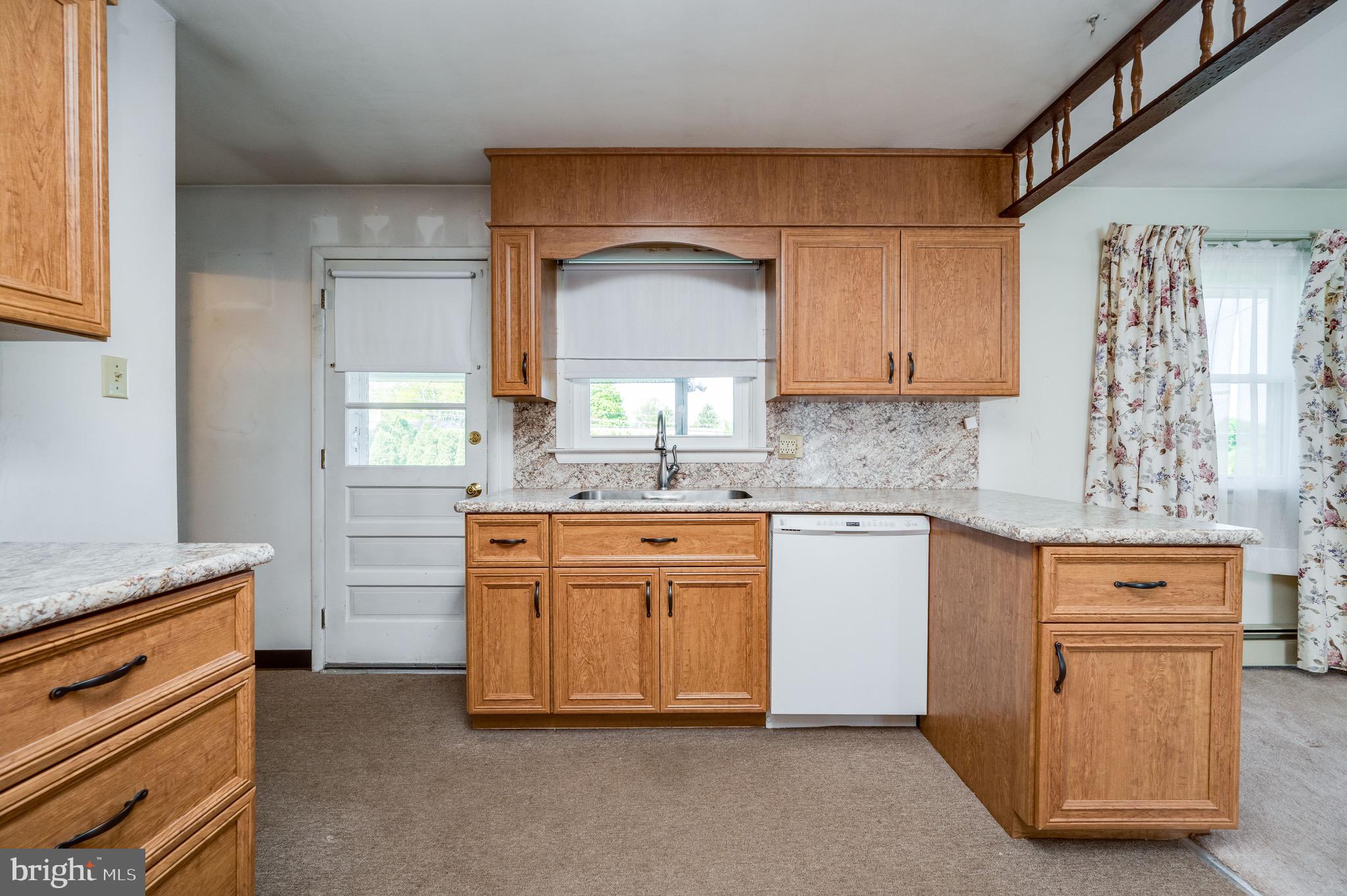MAPLE SPRINGS - Residential