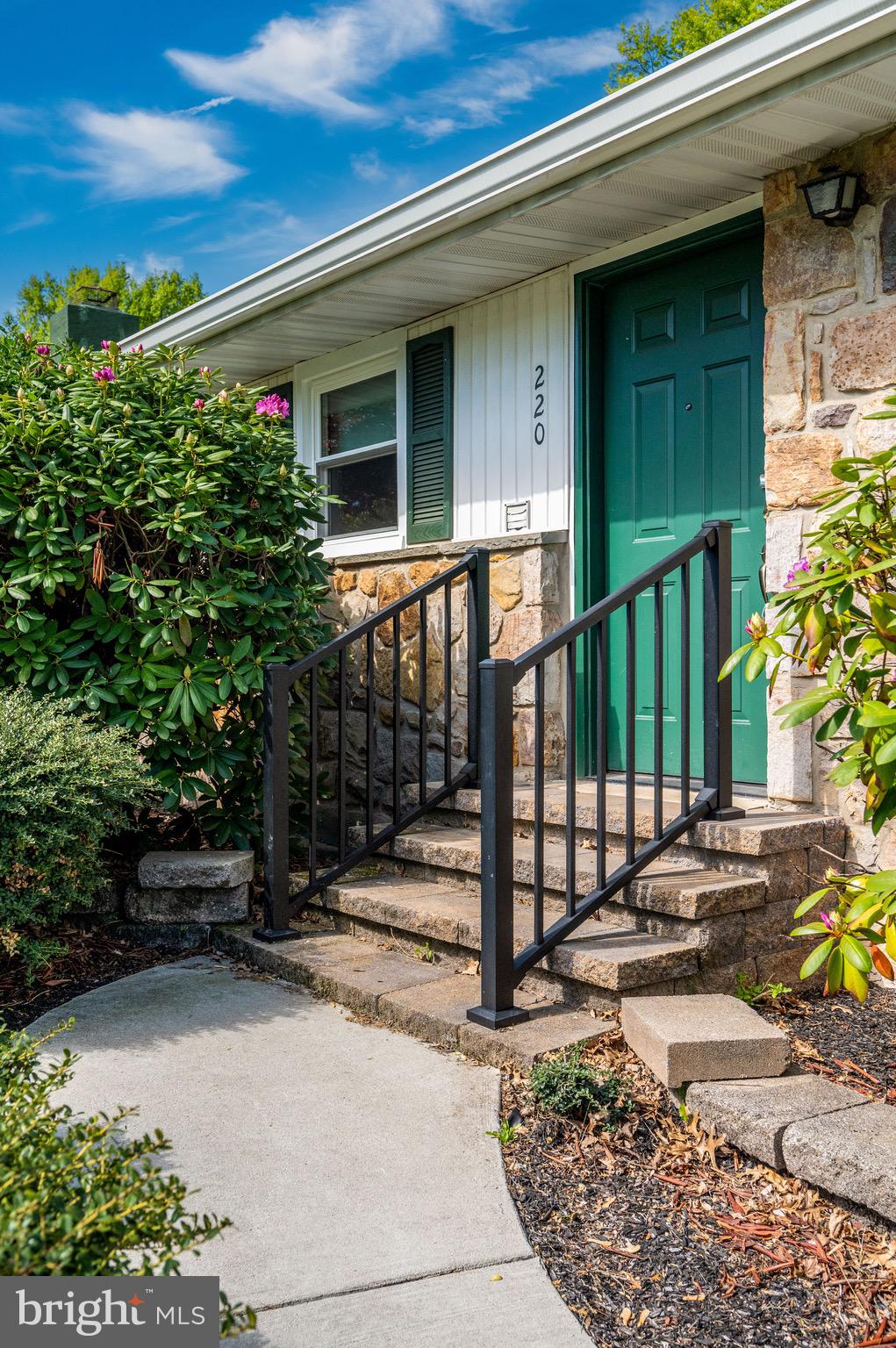 MAPLE SPRINGS - Residential
