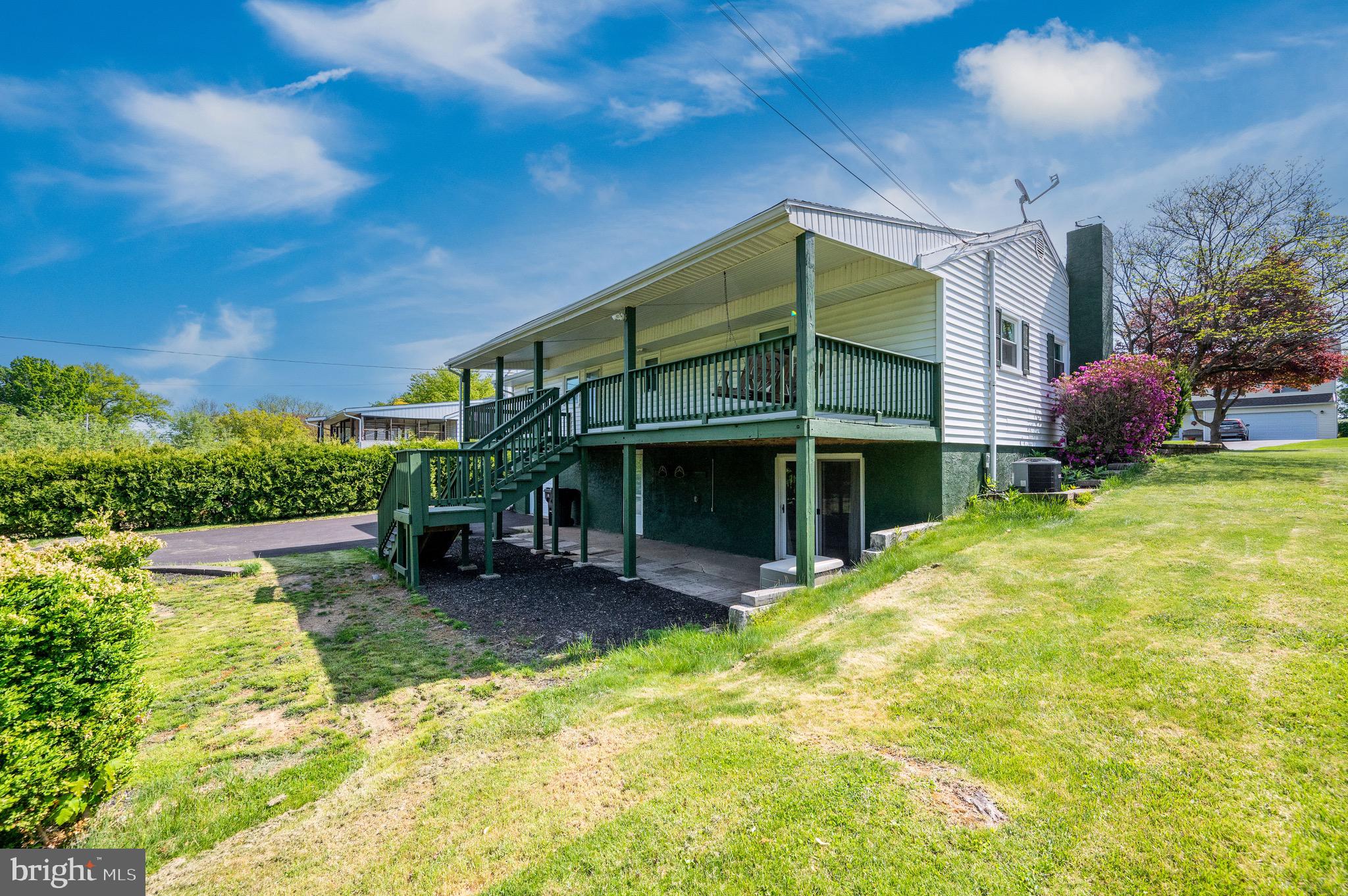 MAPLE SPRINGS - Residential