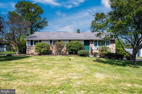 220 MAPLE SPRINGS DRIVE BIRDSBORO PA 19508