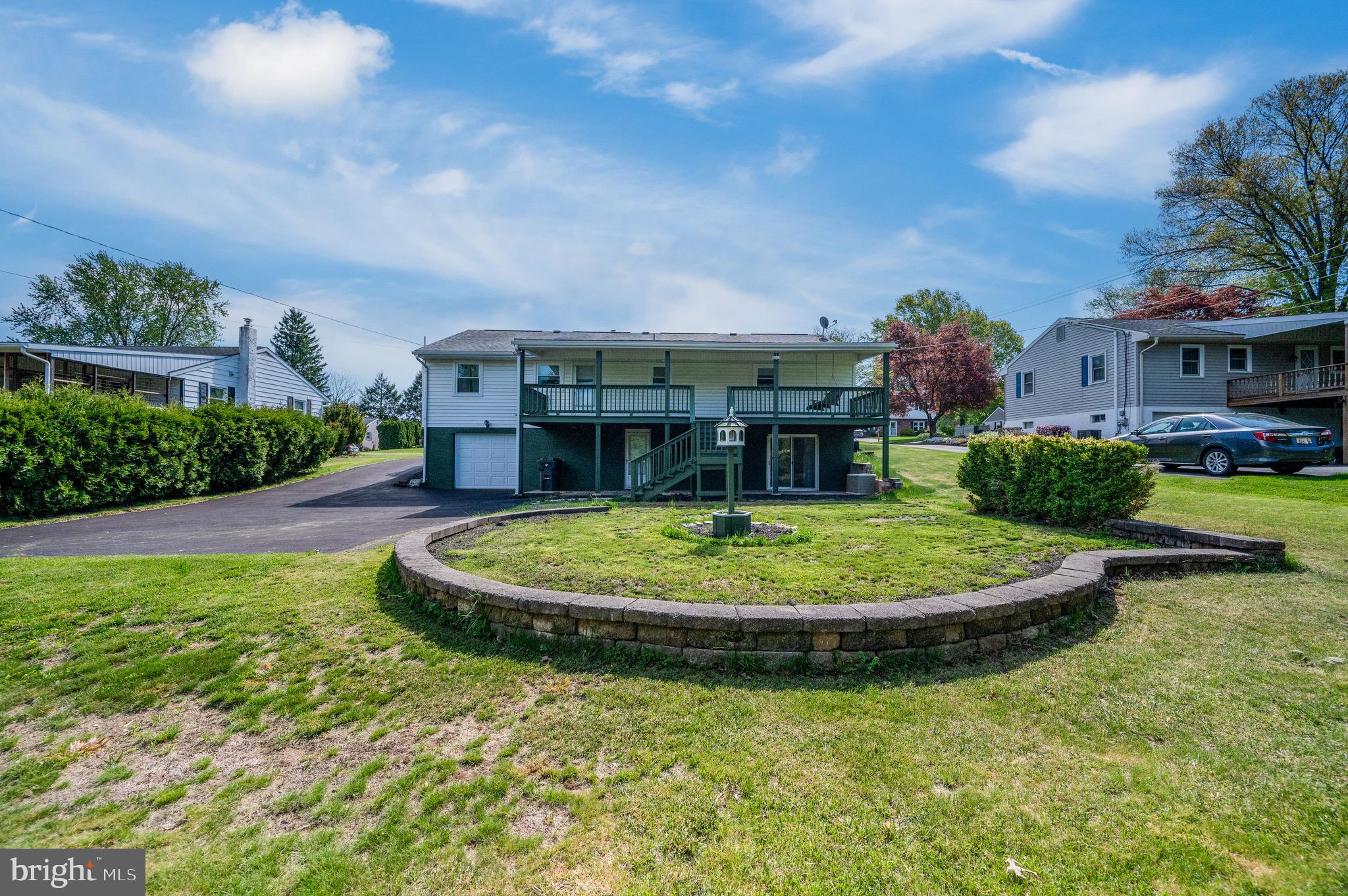 MAPLE SPRINGS - Residential
