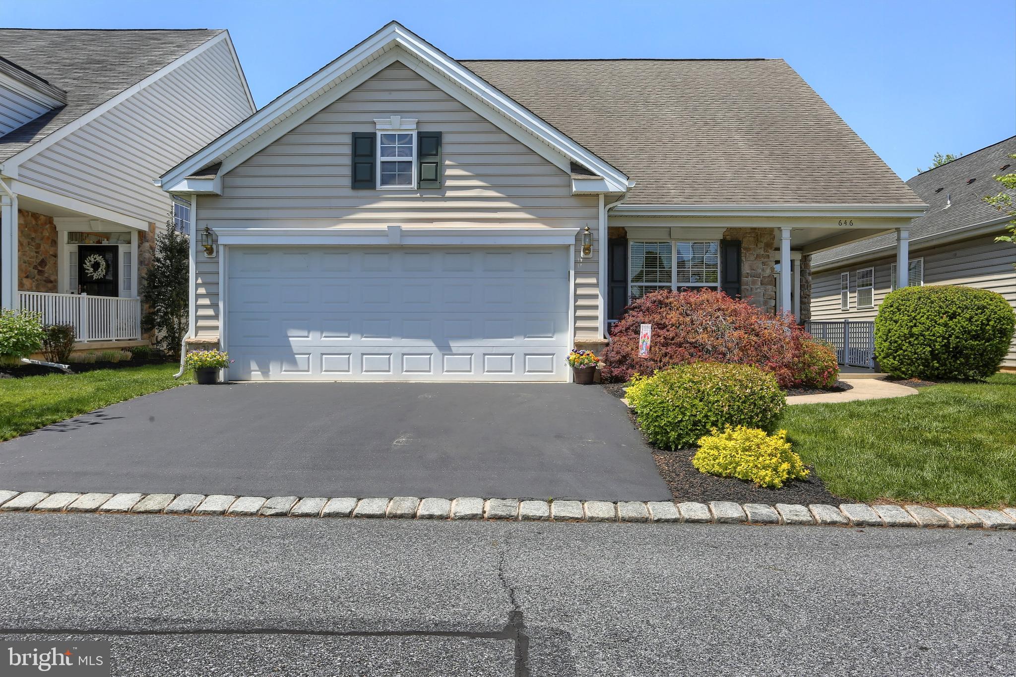 FOUR SEASONS AT ELM TREE - Residential