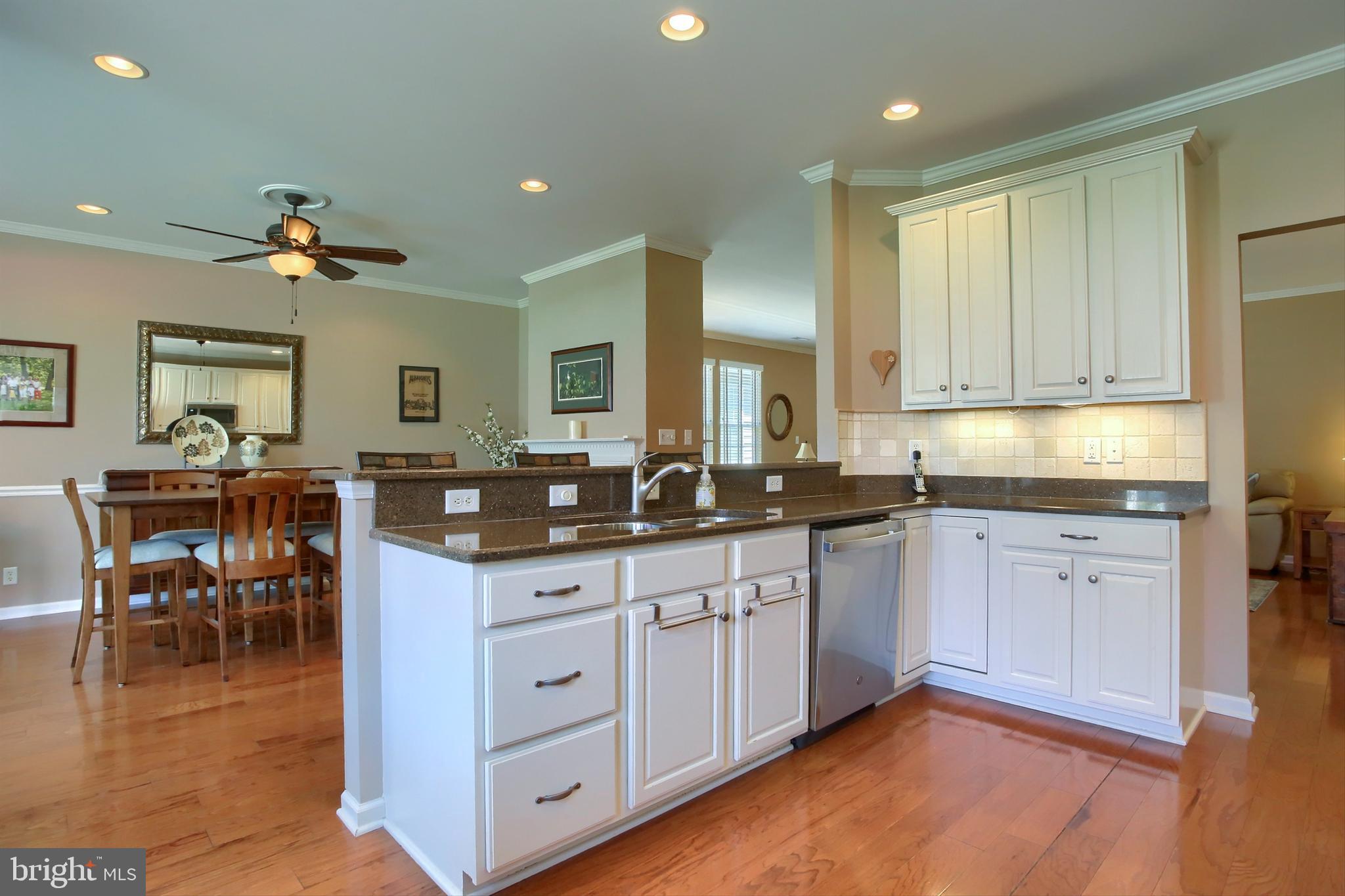 FOUR SEASONS AT ELM TREE - Residential