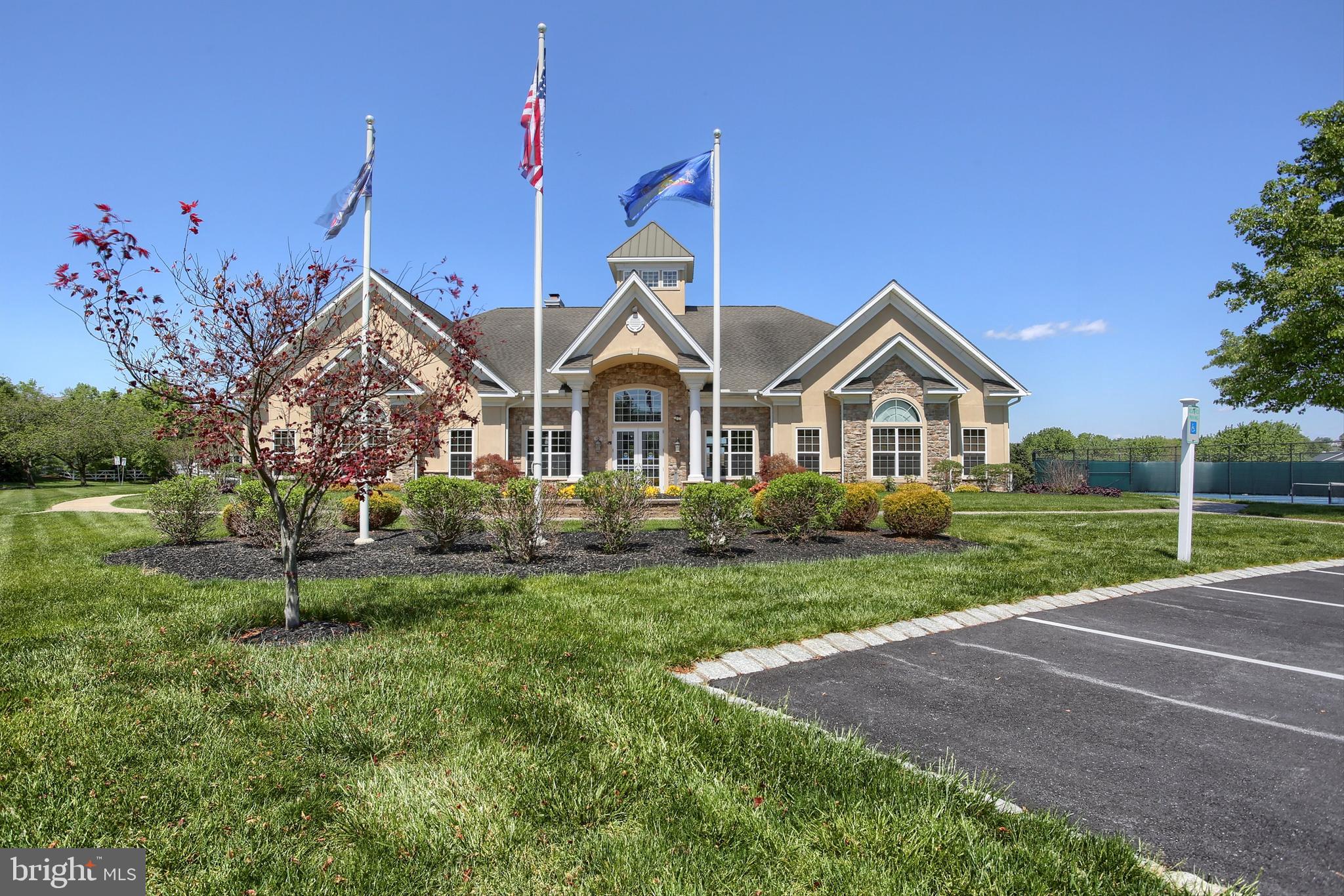 FOUR SEASONS AT ELM TREE - Residential