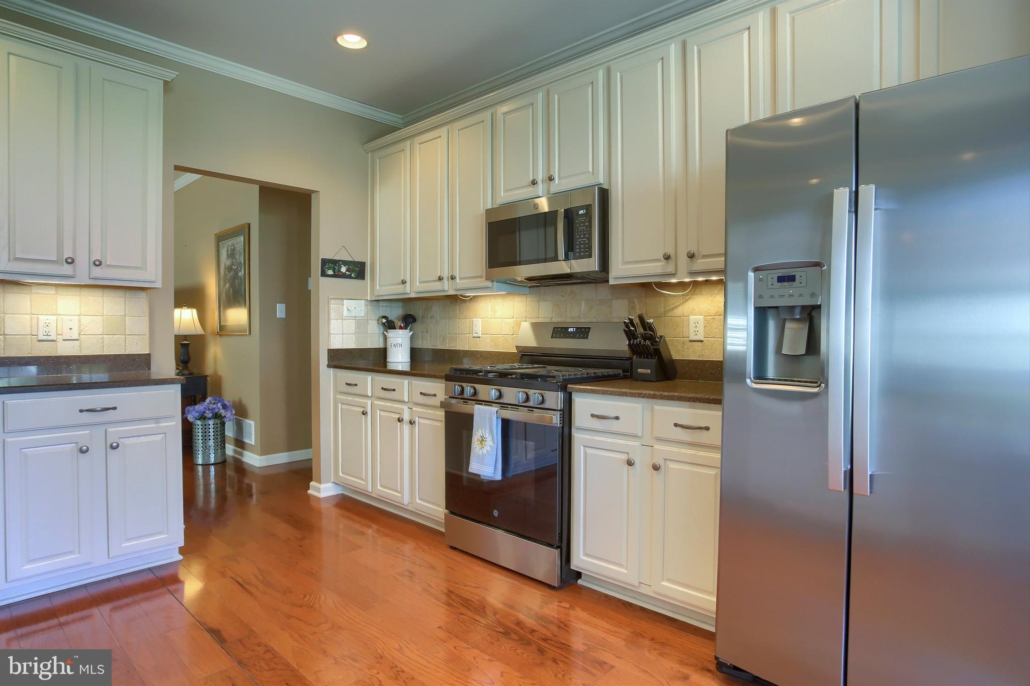 FOUR SEASONS AT ELM TREE - Residential