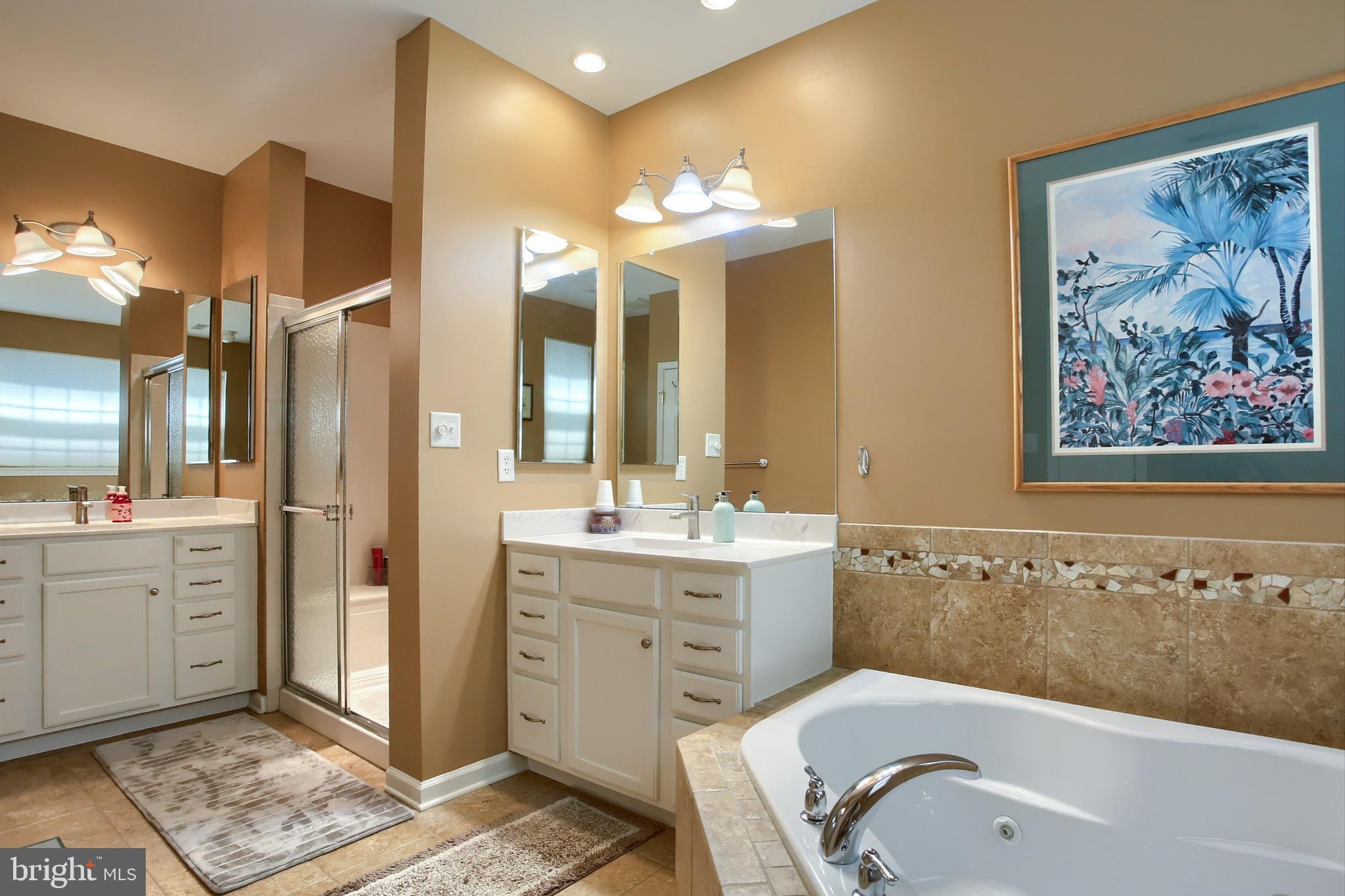 FOUR SEASONS AT ELM TREE - Residential