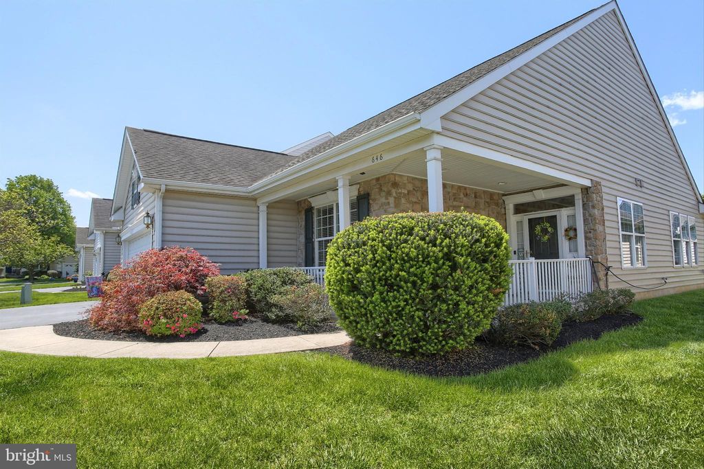 Photo of 646 Alcott Drive, MOUNT JOY, PA 17552 (MLS # PALA2088550)