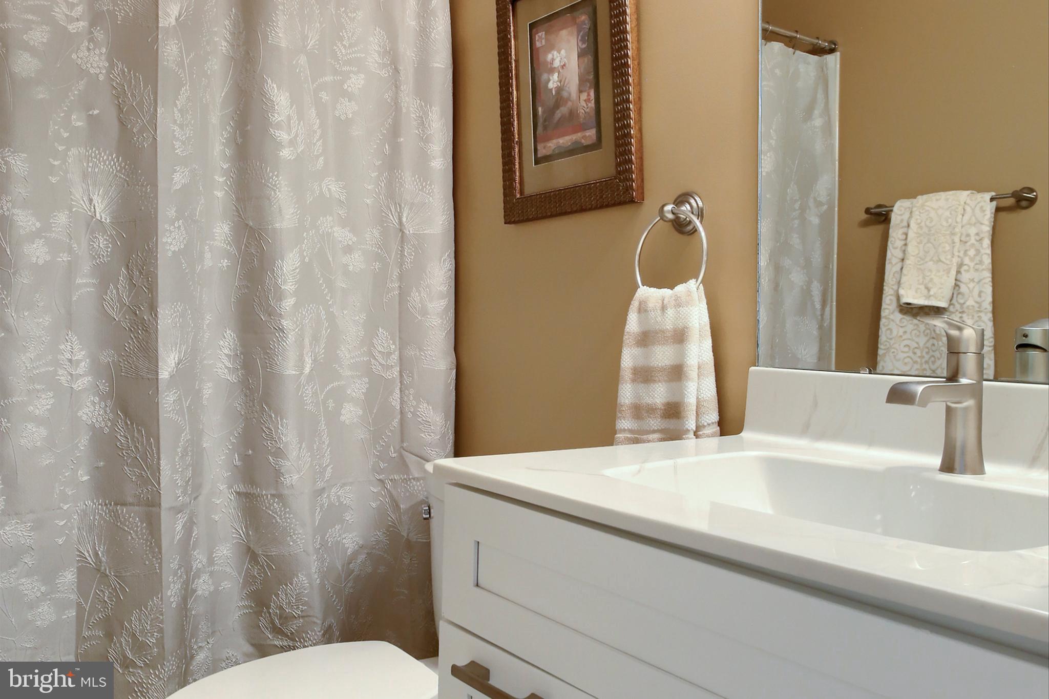 FOUR SEASONS AT ELM TREE - Residential