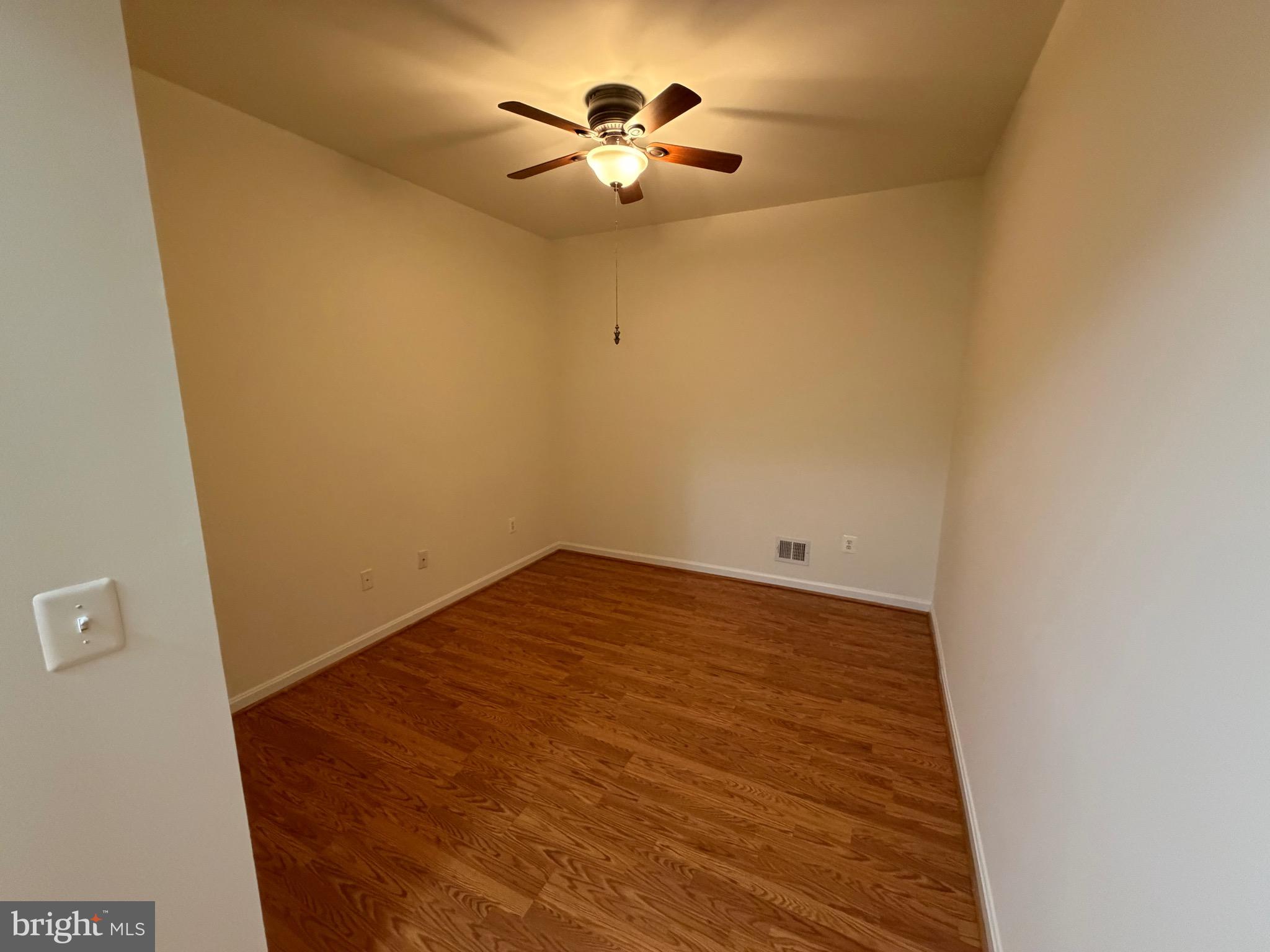 PINEY ORCHARD - Residential