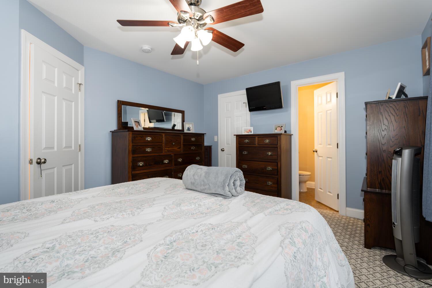 VILLAGE AT KENNEDYVILLE - Residential