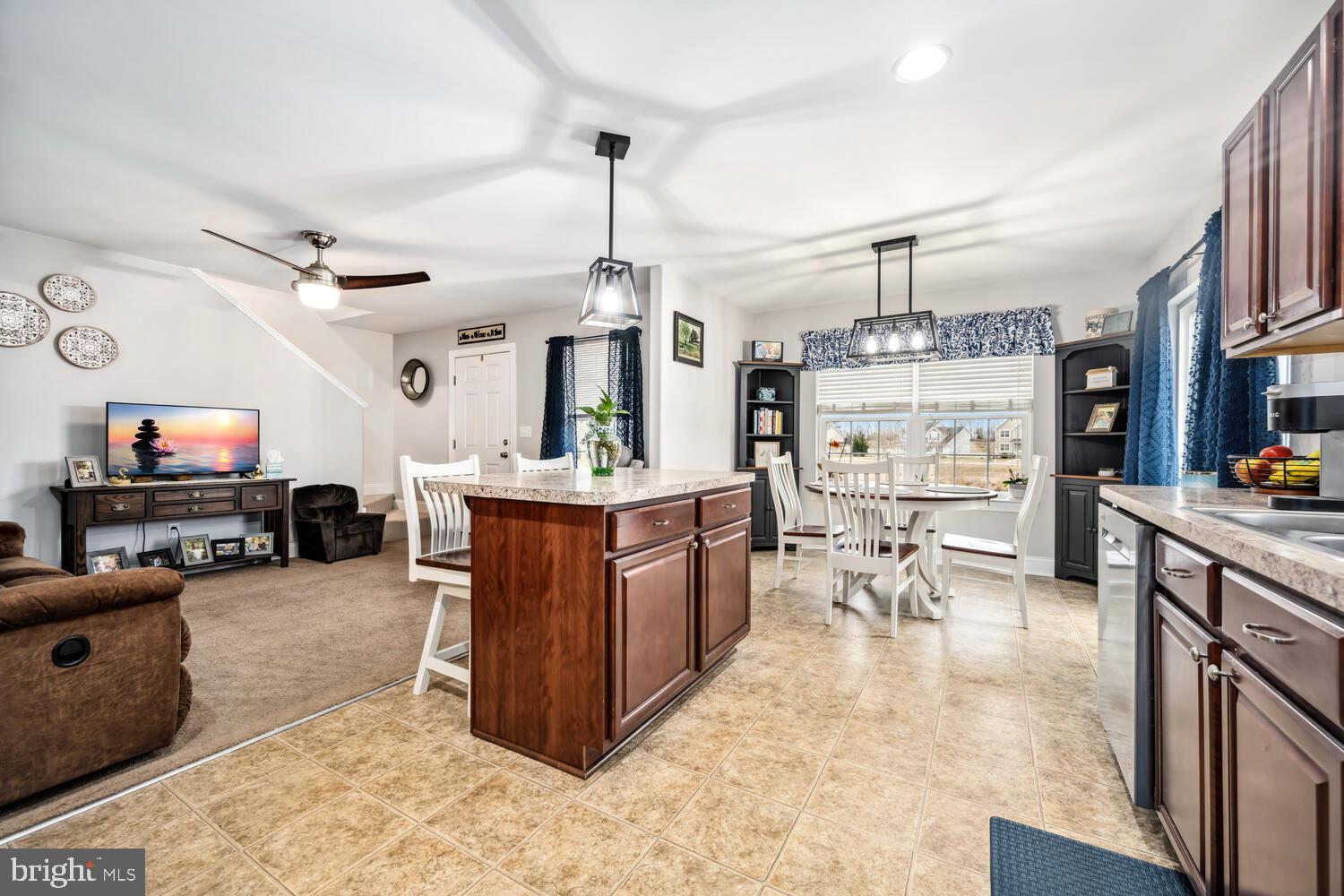 VILLAGE AT KENNEDYVILLE - Residential