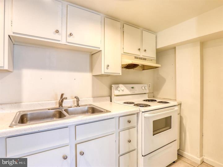 TOWN OF BERRYVILLE - Residential Lease