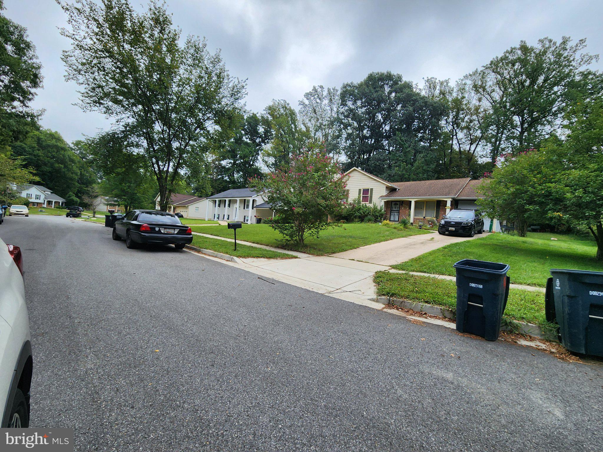 9901 QUIET GLEN COURT