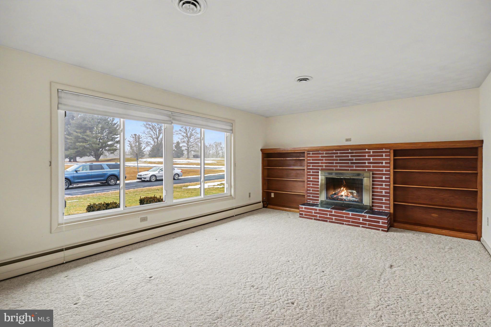 DILLSBURG - Residential