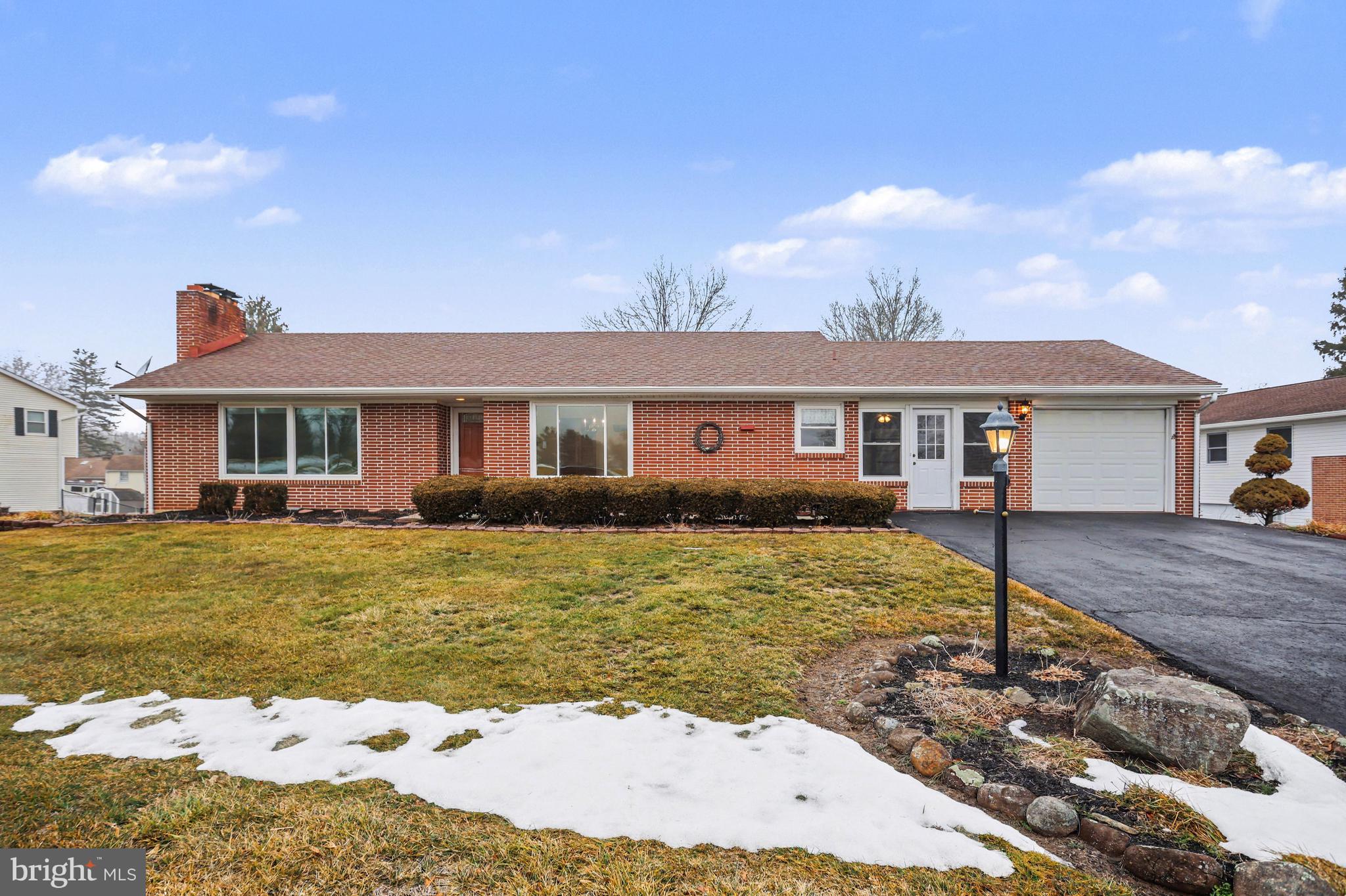 406 GOLF CLUB AVENUE