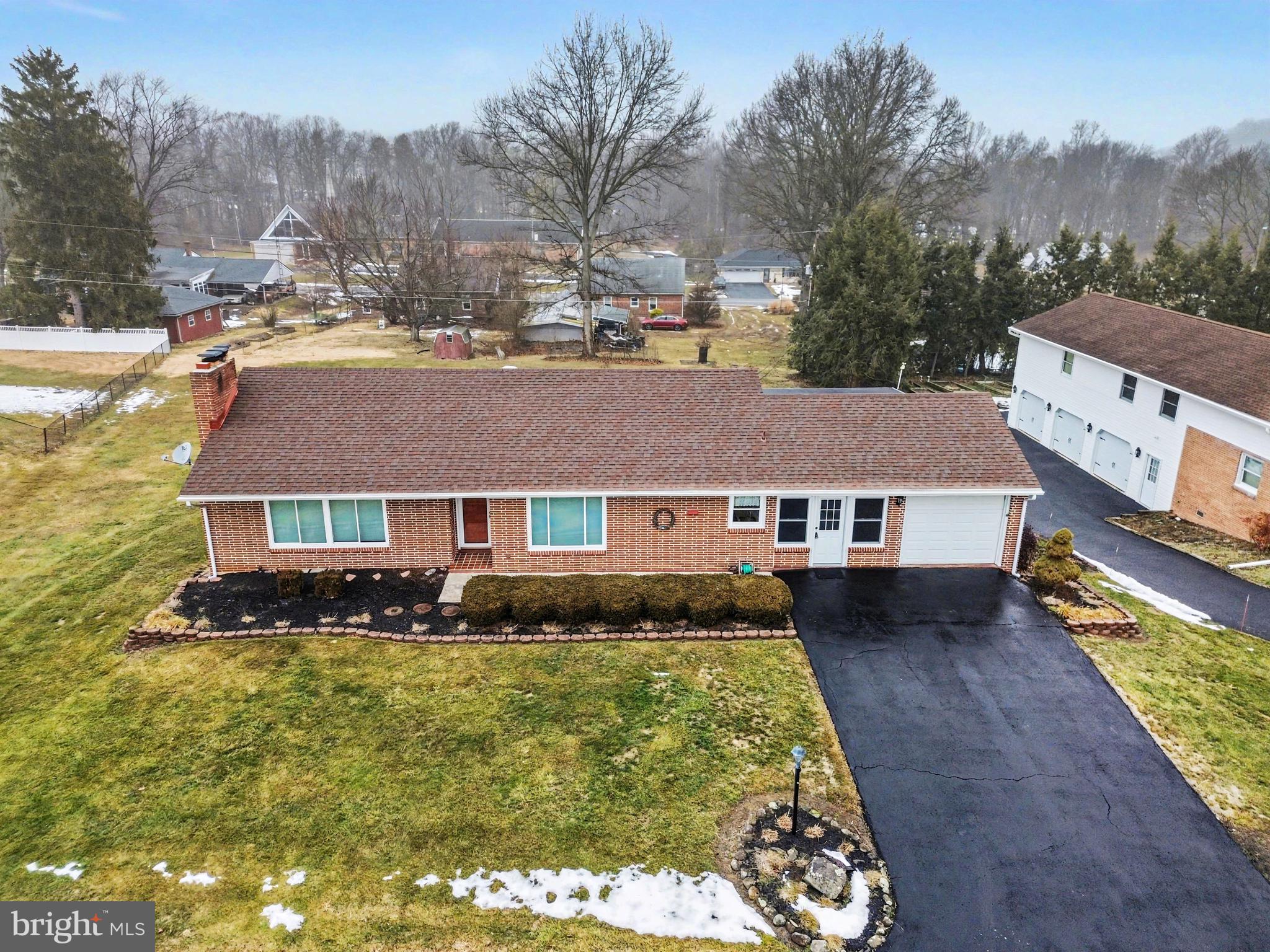 DILLSBURG - Residential