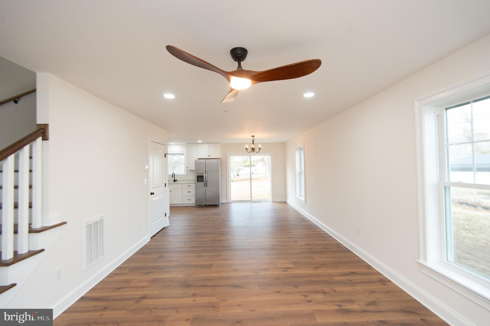 SECRETARY - Residential