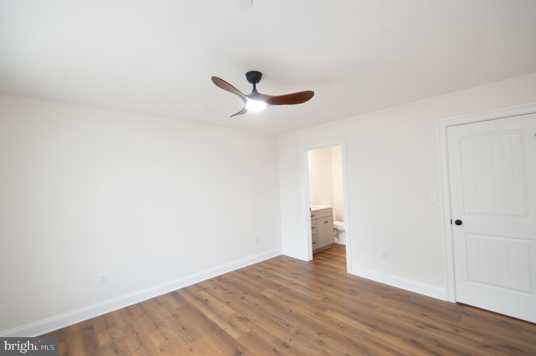 SECRETARY - Residential