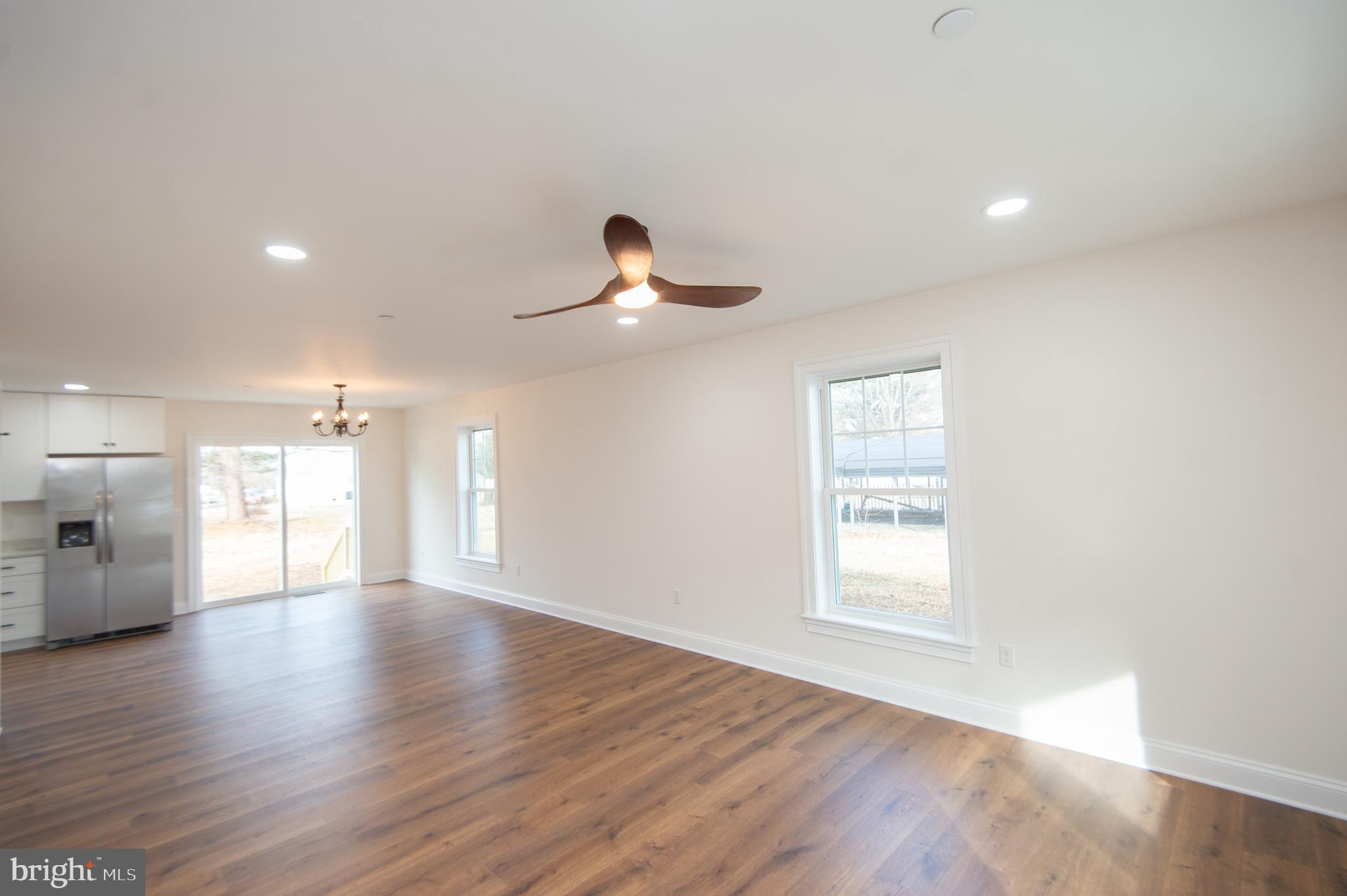 SECRETARY - Residential