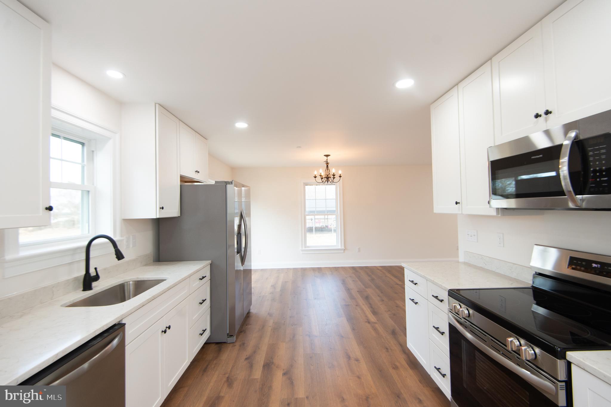 SECRETARY - Residential