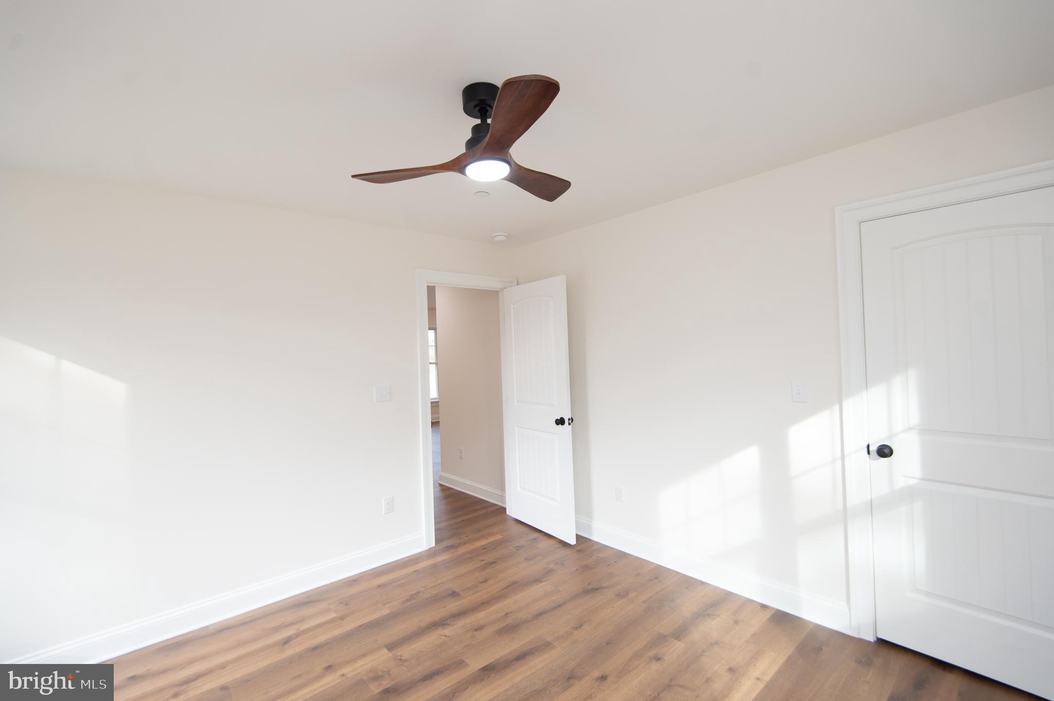 SECRETARY - Residential