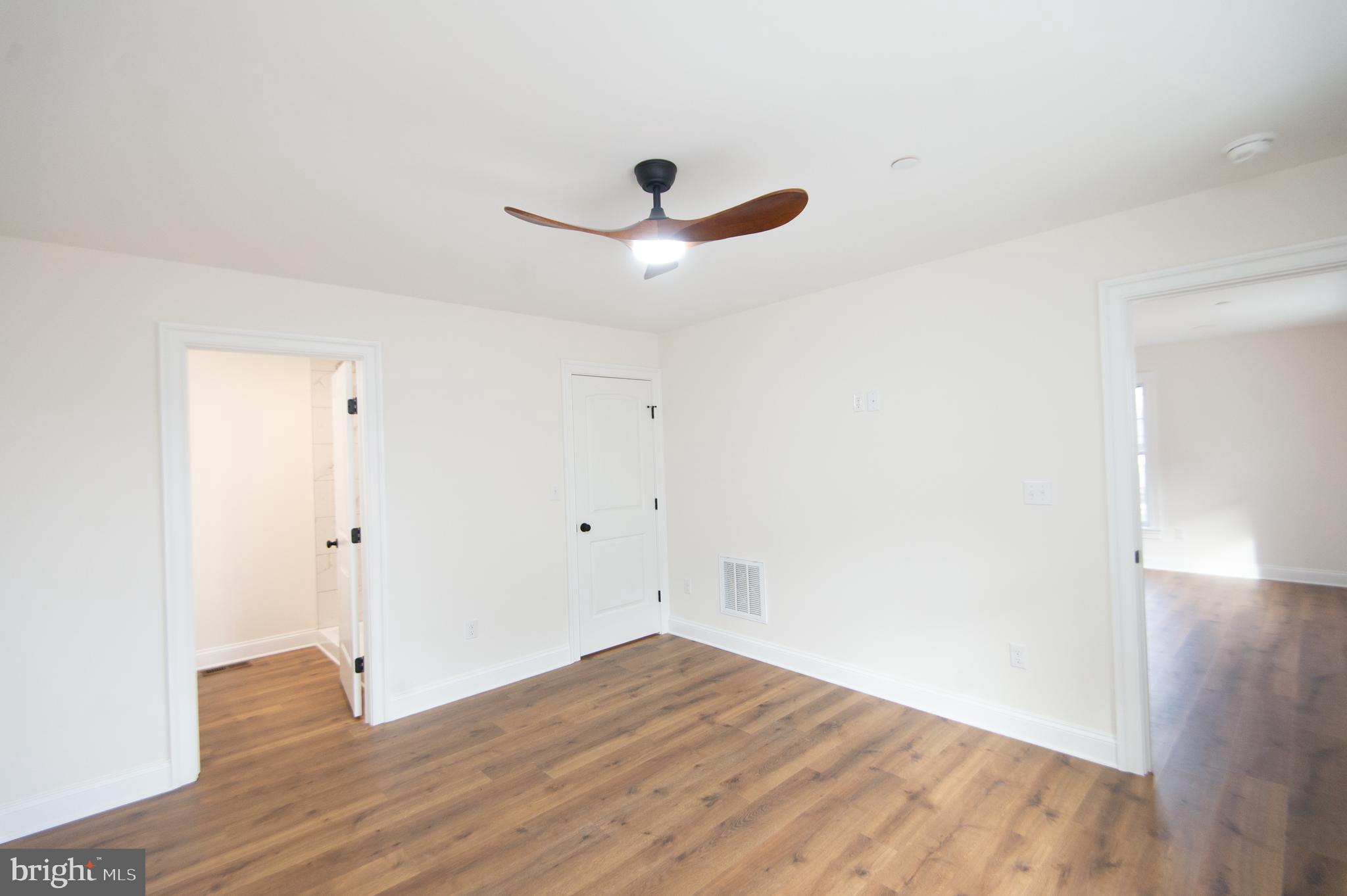 SECRETARY - Residential