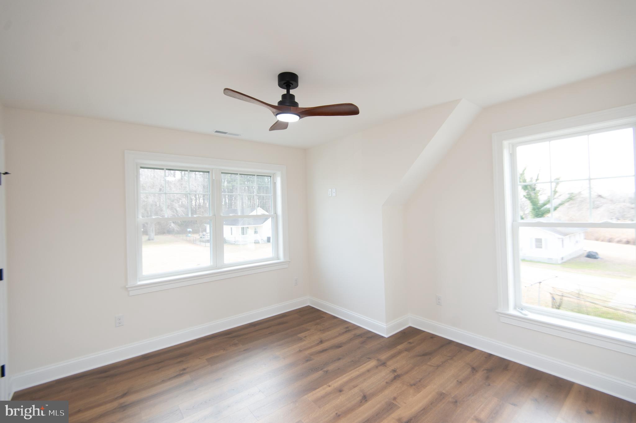 SECRETARY - Residential