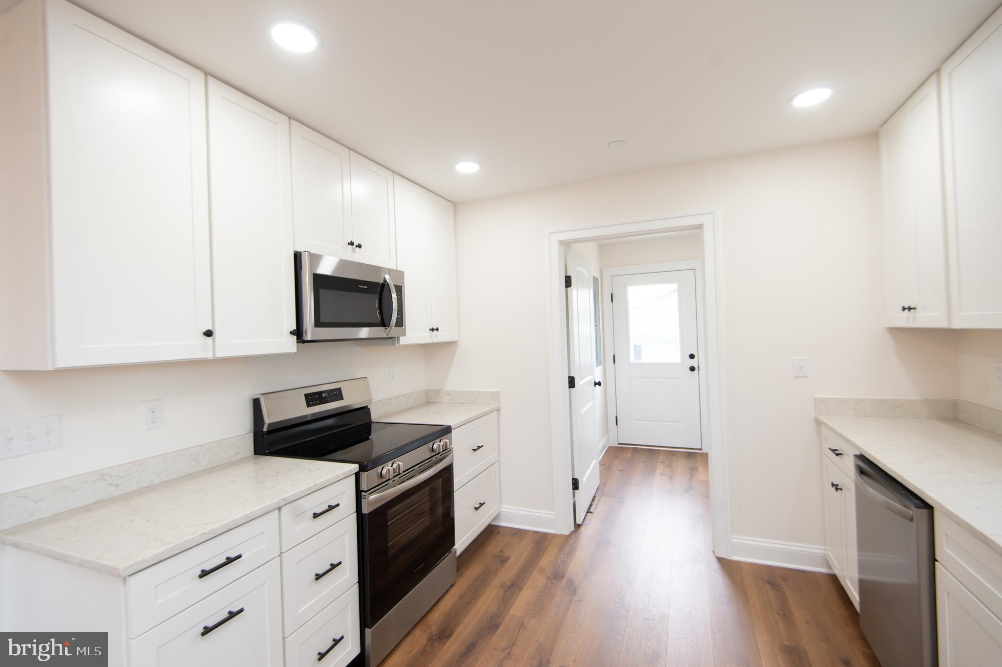 SECRETARY - Residential