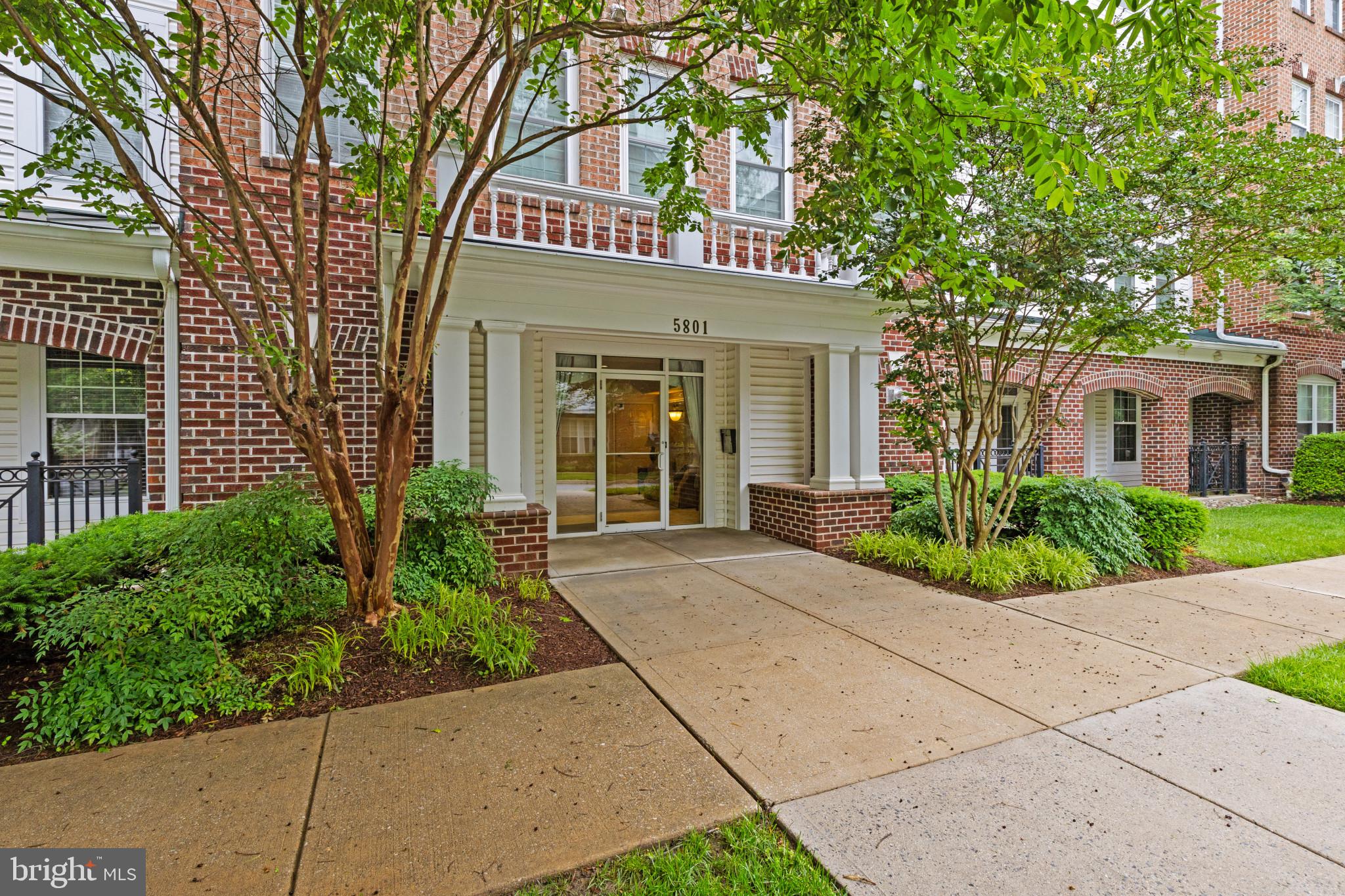 5801 CLIPPER LANE 403