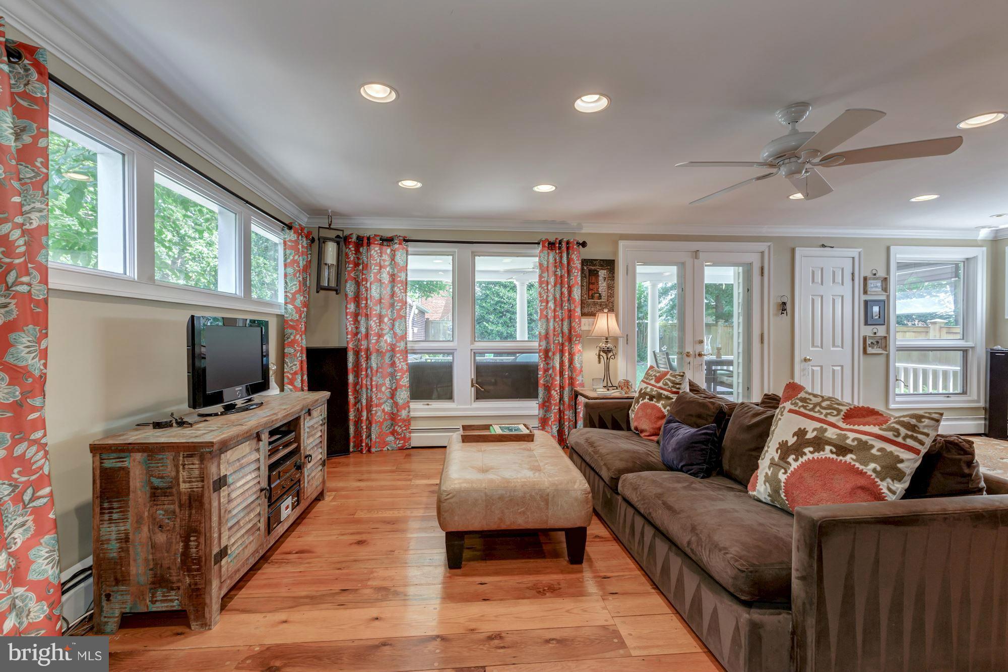 BRADDOCK HEIGHTS - Residential