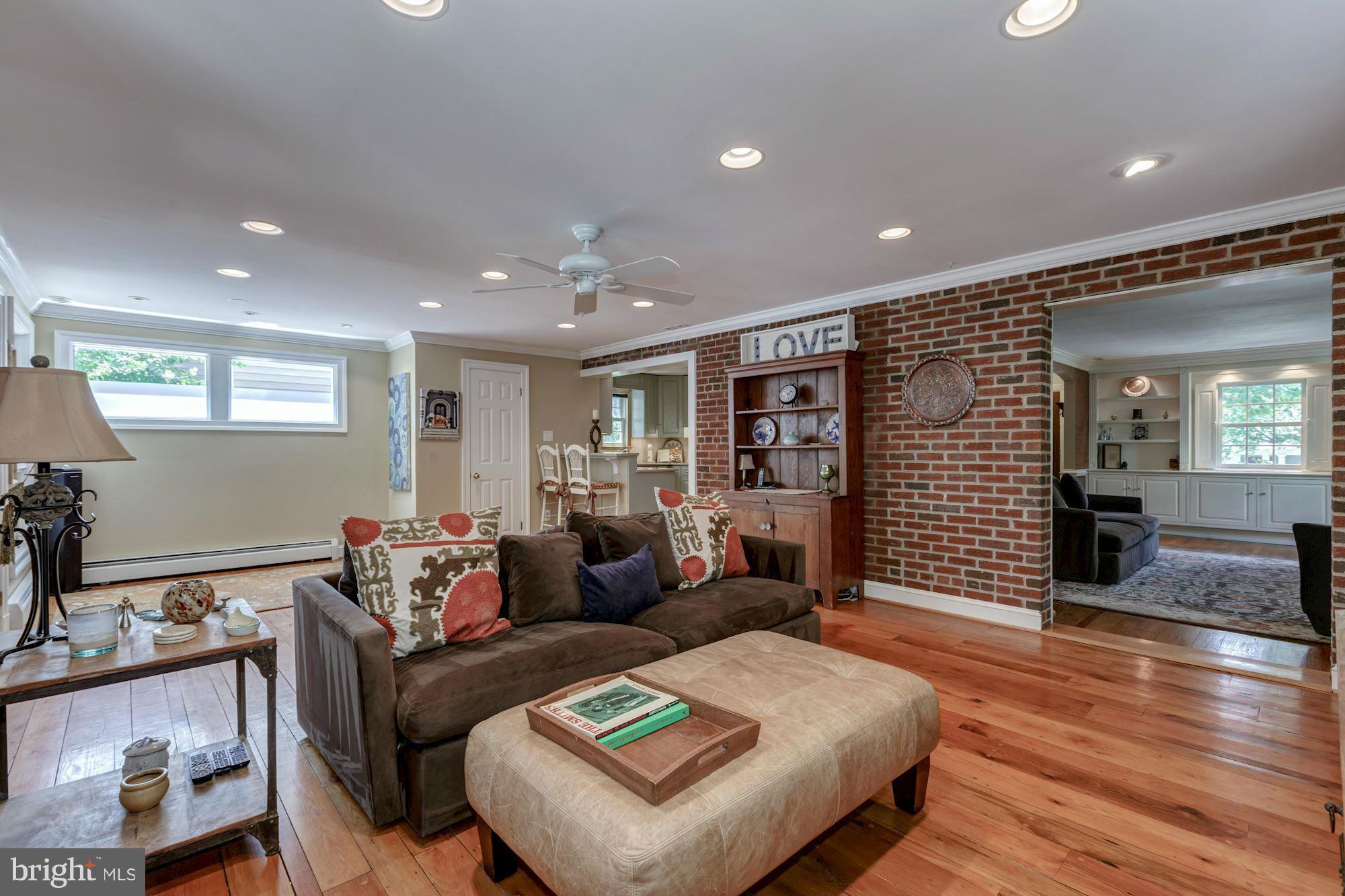 BRADDOCK HEIGHTS - Residential