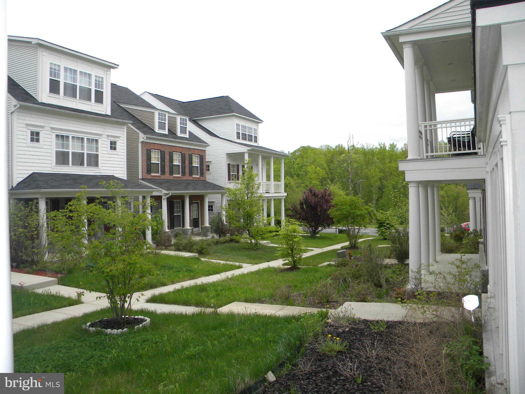 RIVER OAKS - Residential