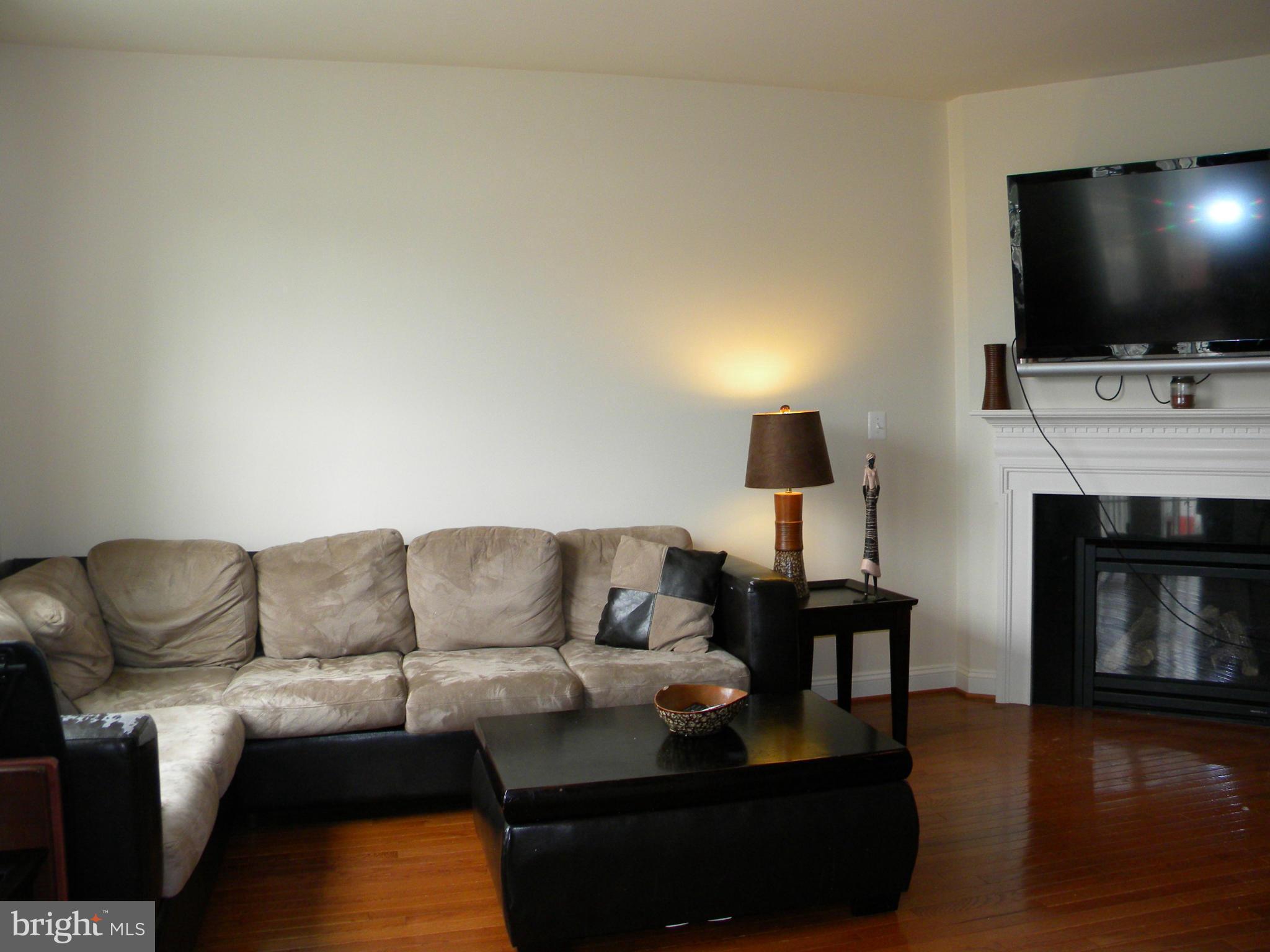 RIVER OAKS - Residential