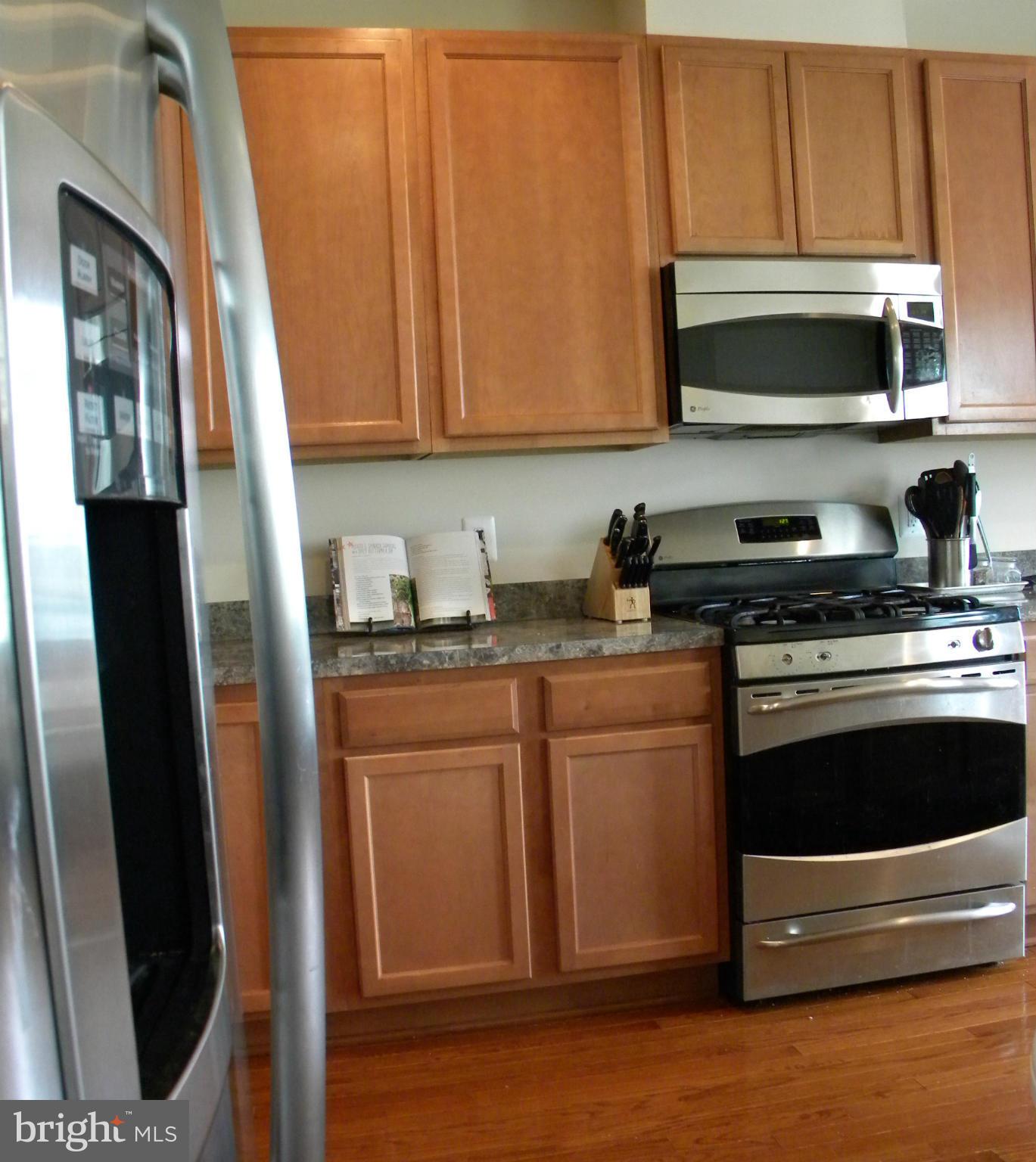 RIVER OAKS - Residential