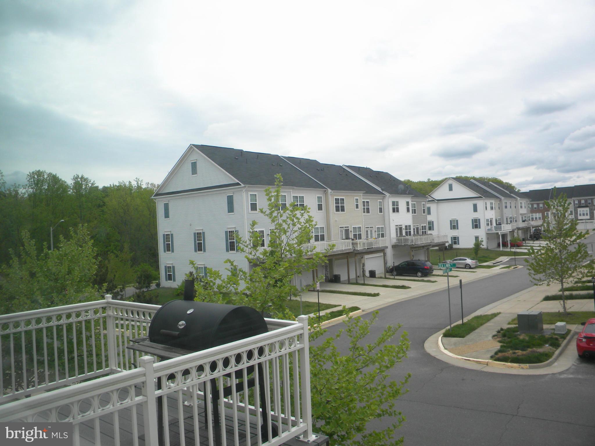 RIVER OAKS - Residential